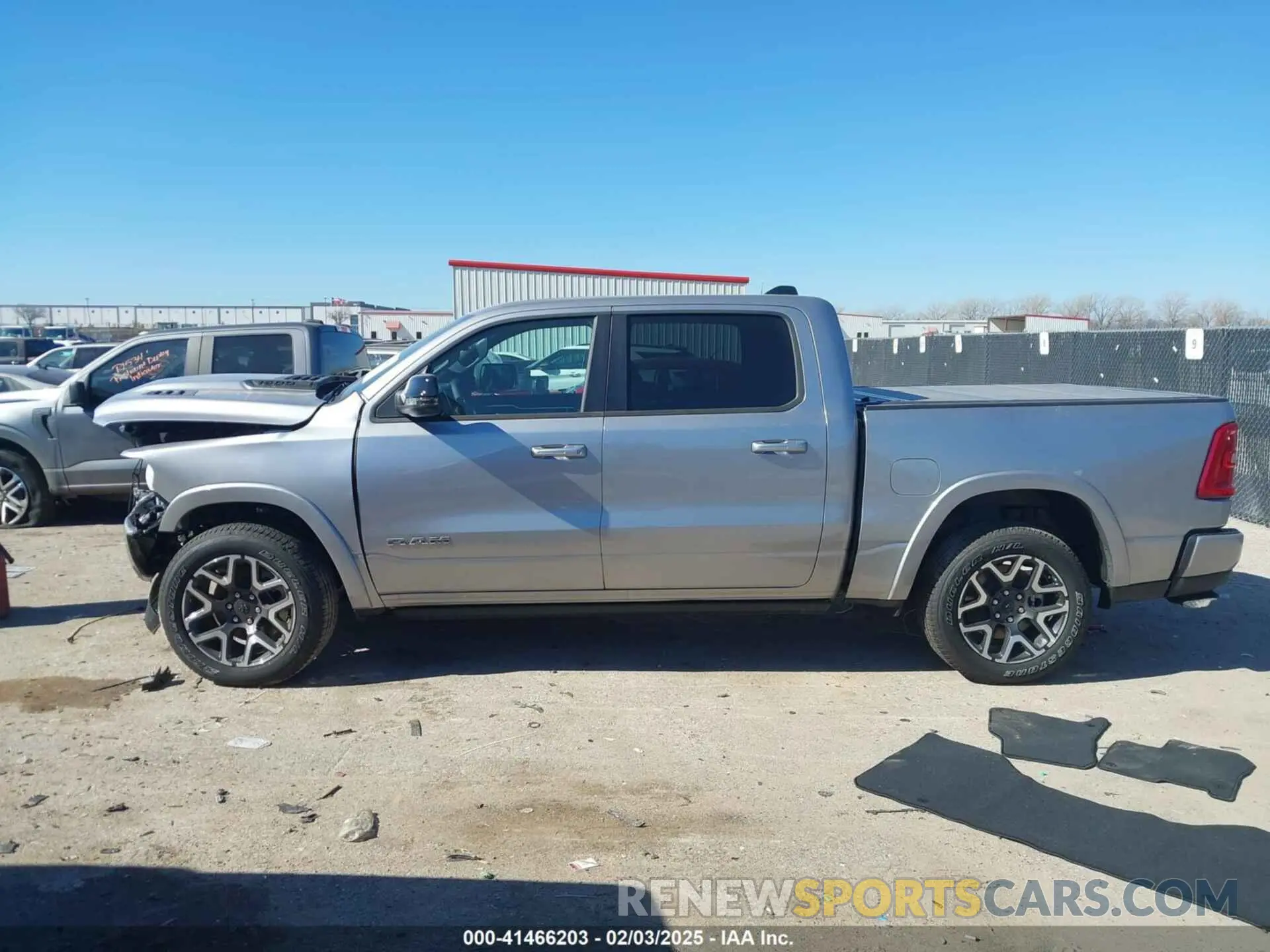 14 fotografías del automóvil dañado 1C6SRFJP5SN657354 RAM 1500 2025