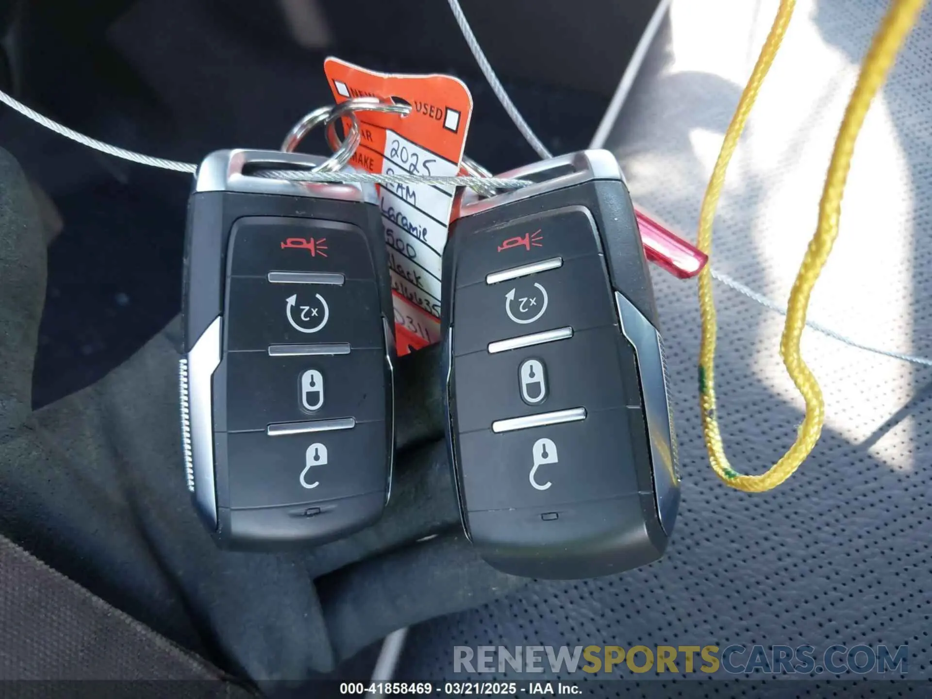 11 fotografías del automóvil dañado 1C6SRFJP6SN616635 RAM 1500 2025