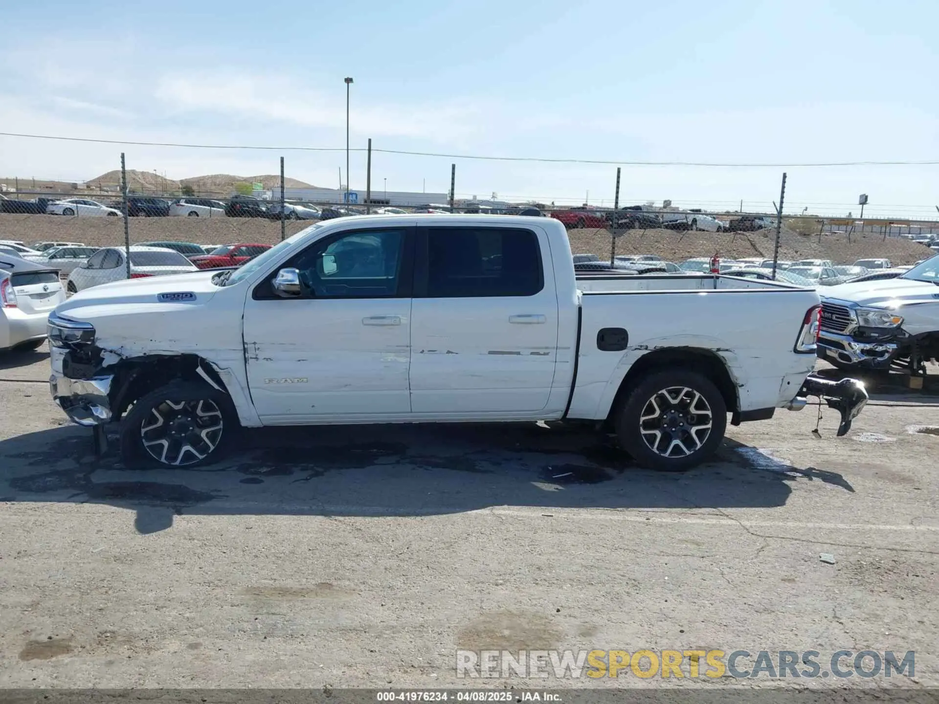 14 fotografías del automóvil dañado 1C6SRFJP7SN567428 RAM 1500 2025