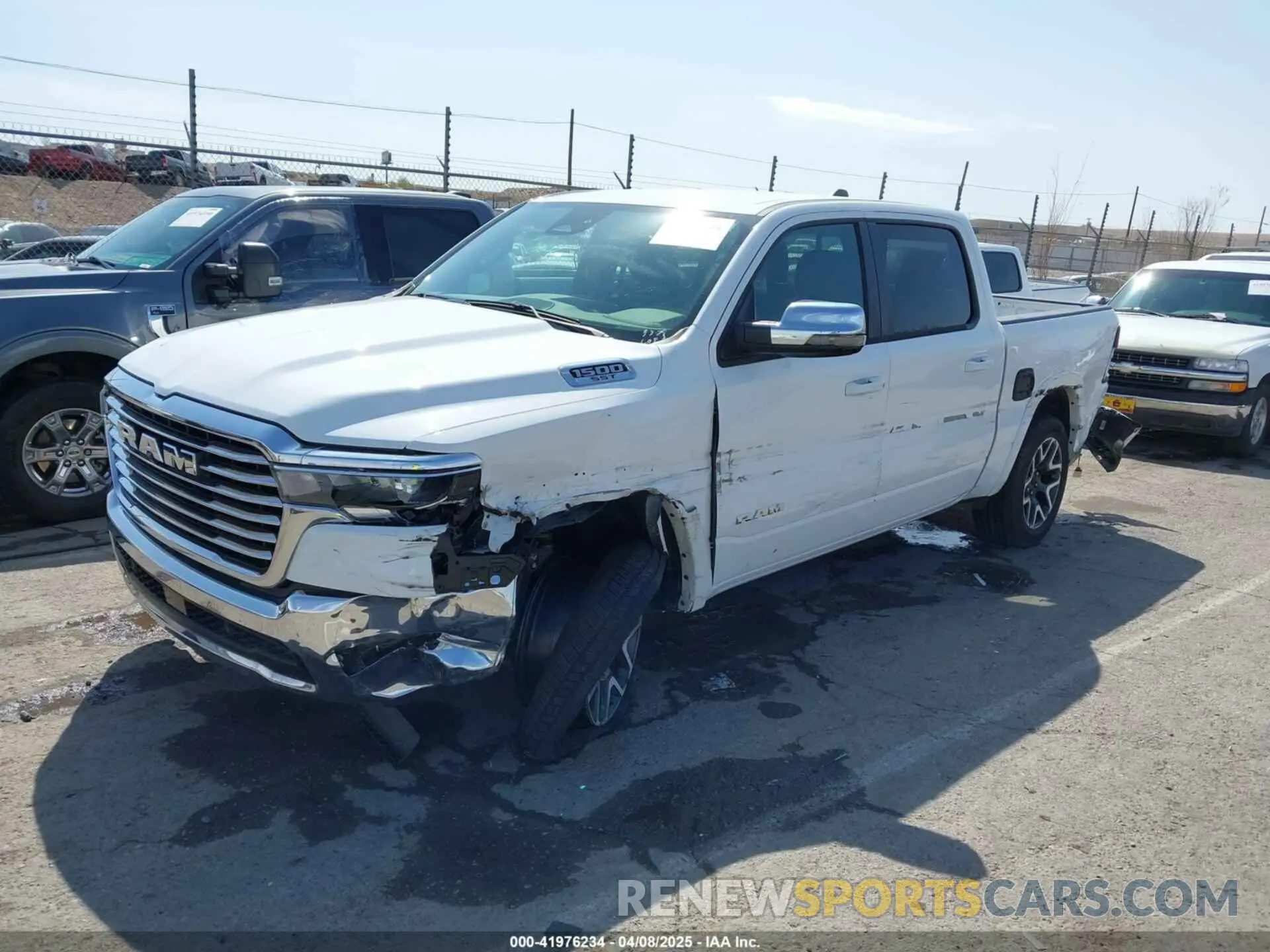 2 fotografías del automóvil dañado 1C6SRFJP7SN567428 RAM 1500 2025