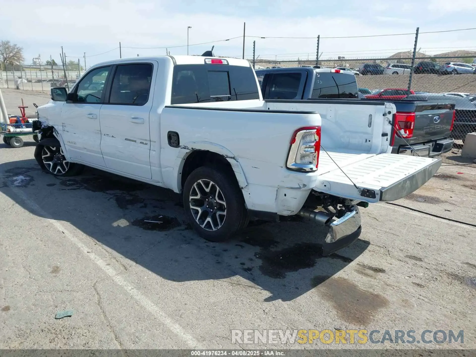 3 fotografías del automóvil dañado 1C6SRFJP7SN567428 RAM 1500 2025