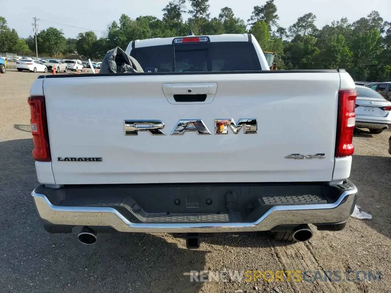6 fotografías del automóvil dañado 1C6SRFJP8SN578681 RAM 1500 2025