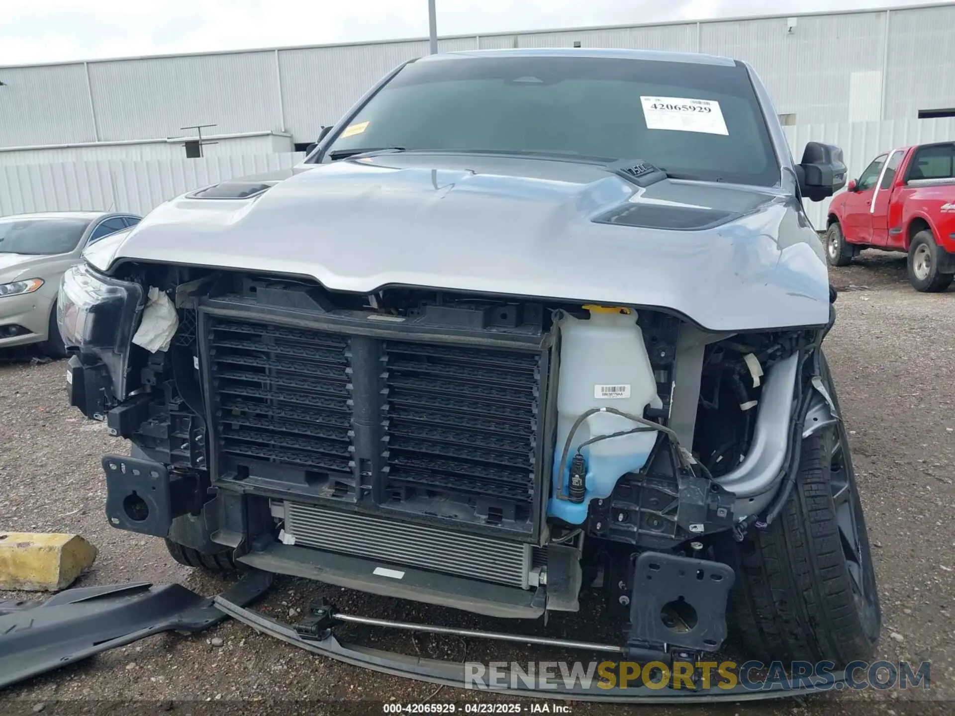 13 fotografías del automóvil dañado 1C6SRFJP8SN630889 RAM 1500 2025