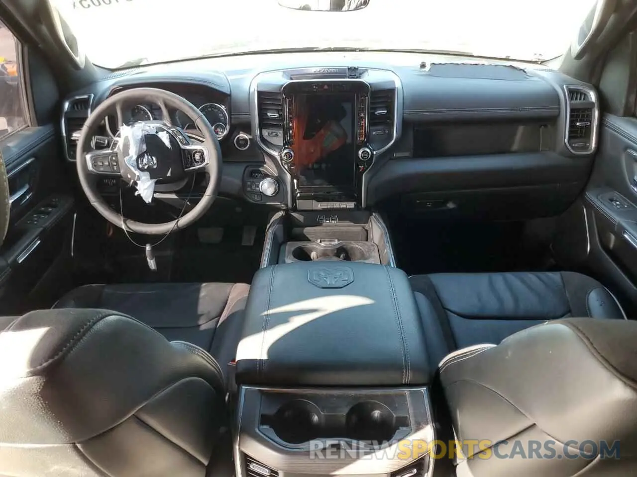 8 fotografías del automóvil dañado 1C6SRFJP9SN563221 RAM 1500 2025