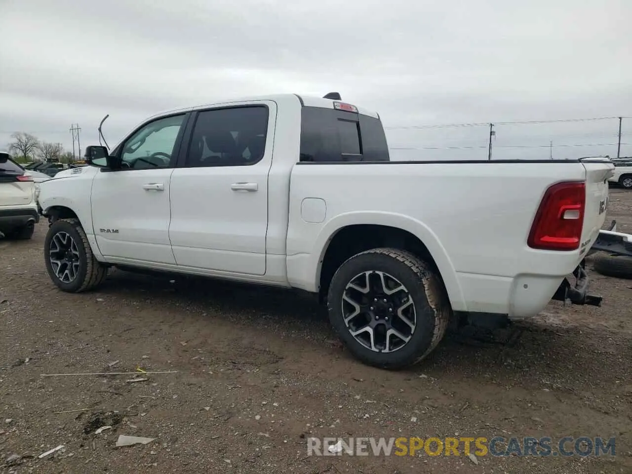 2 fotografías del automóvil dañado 1C6SRFJP9SN640928 RAM 1500 2025