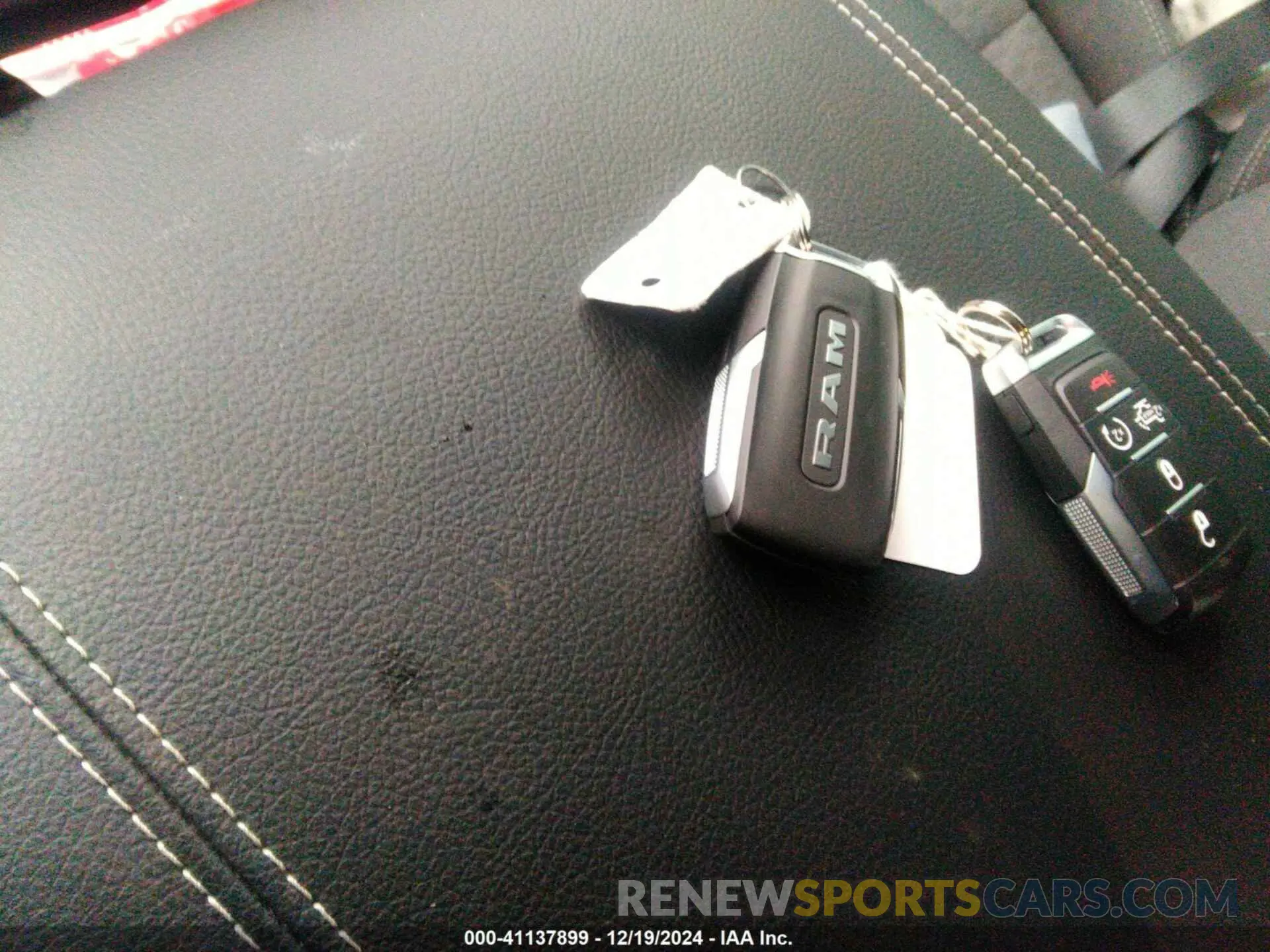 11 fotografías del automóvil dañado 1C6SRFMP0SN519412 RAM 1500 2025
