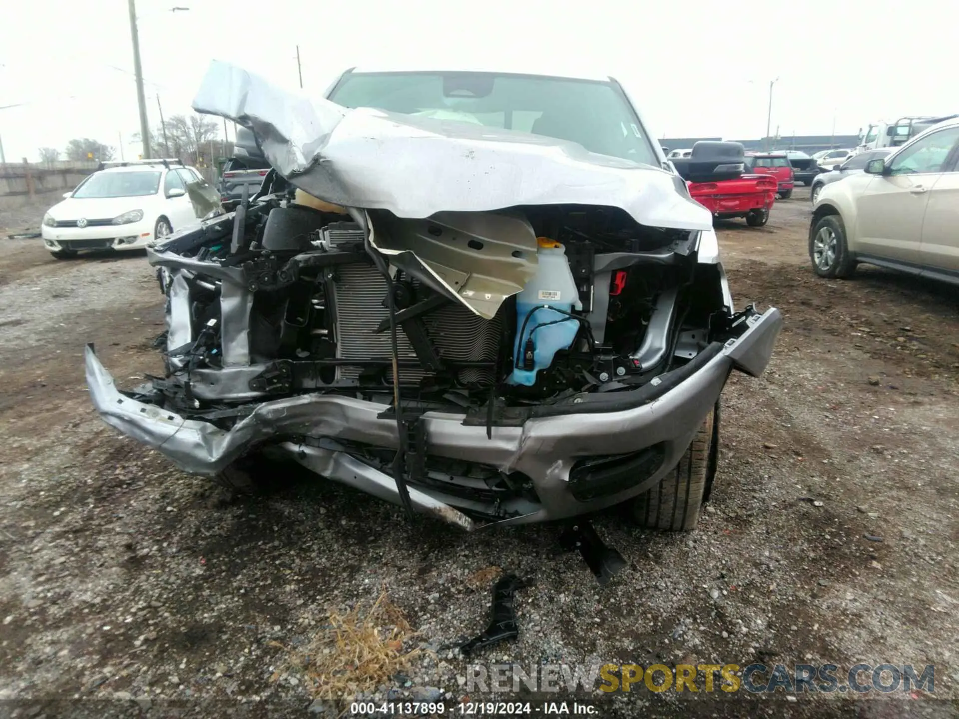 12 fotografías del automóvil dañado 1C6SRFMP0SN519412 RAM 1500 2025
