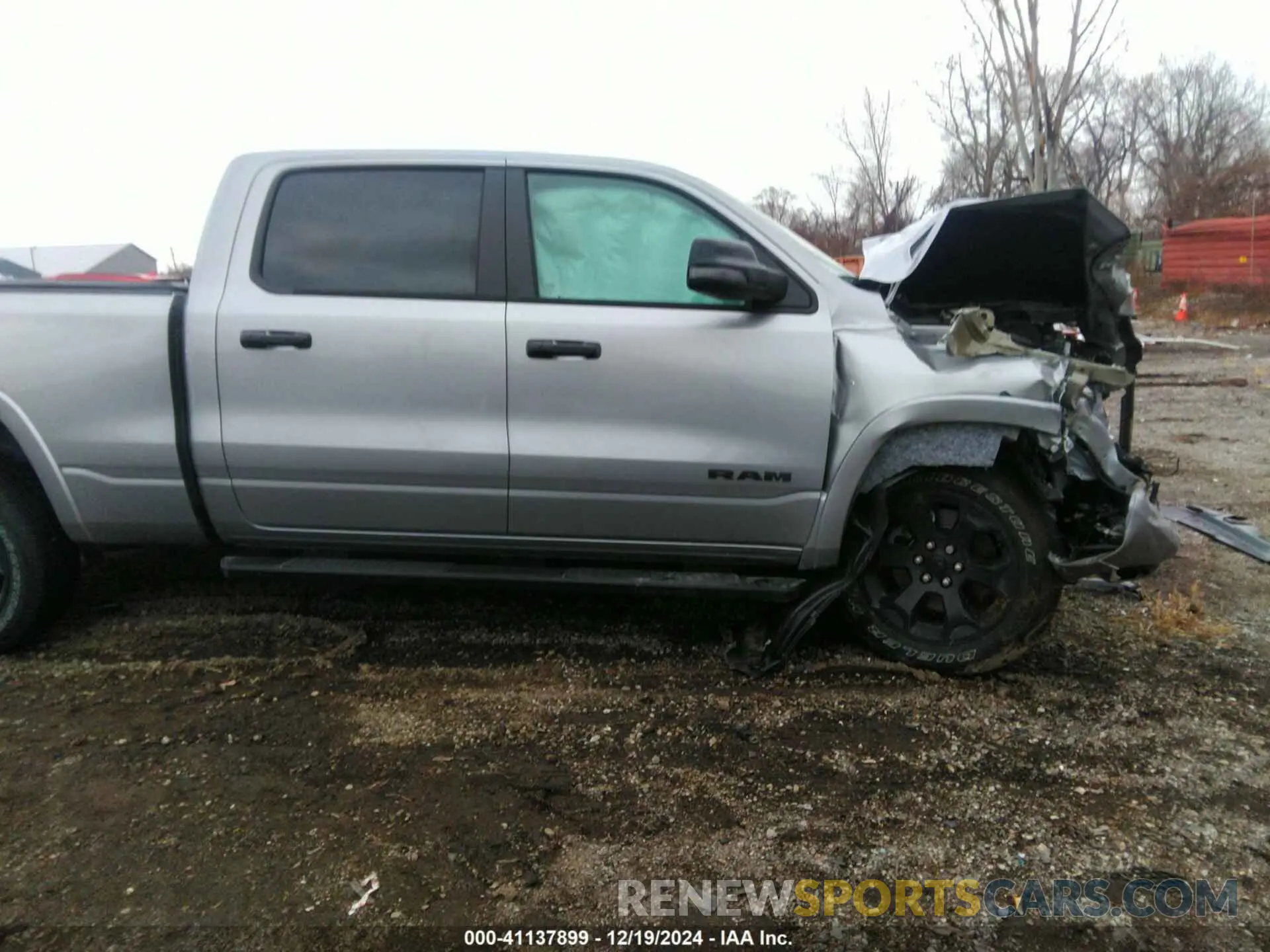 13 fotografías del automóvil dañado 1C6SRFMP0SN519412 RAM 1500 2025