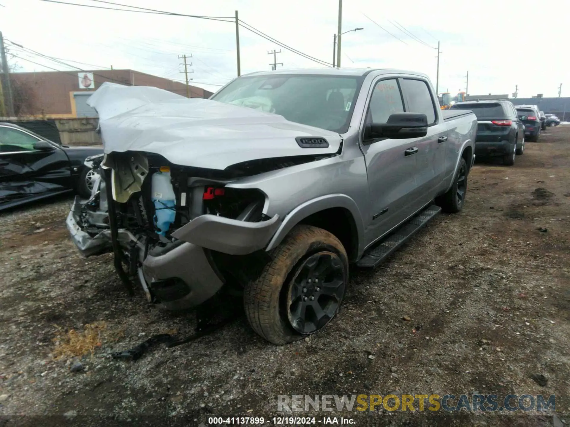 2 fotografías del automóvil dañado 1C6SRFMP0SN519412 RAM 1500 2025