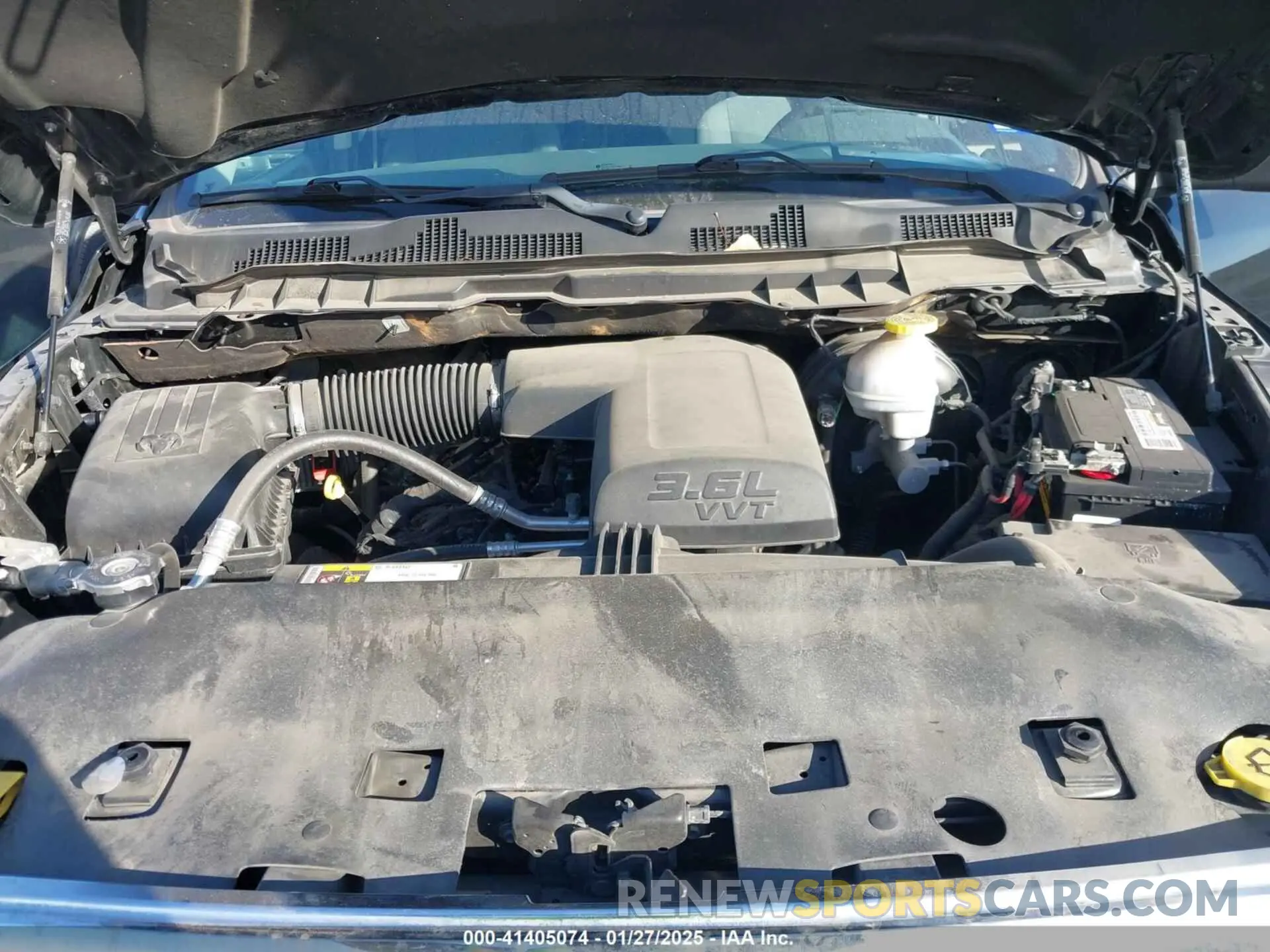 10 fotografías del automóvil dañado 1C6RR6FG0KS673793 RAM 1500 CLASSIC 2019