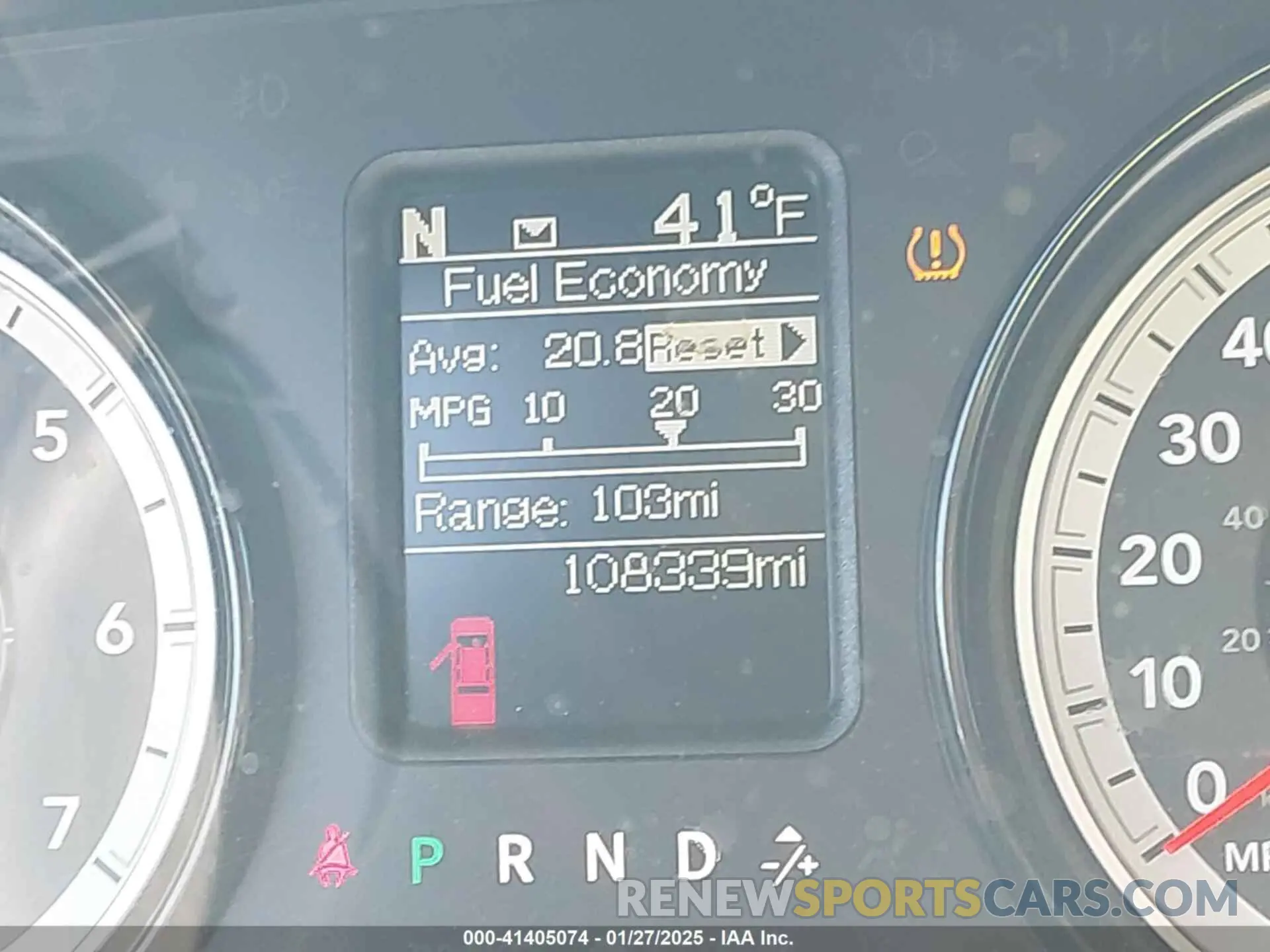 15 fotografías del automóvil dañado 1C6RR6FG0KS673793 RAM 1500 CLASSIC 2019