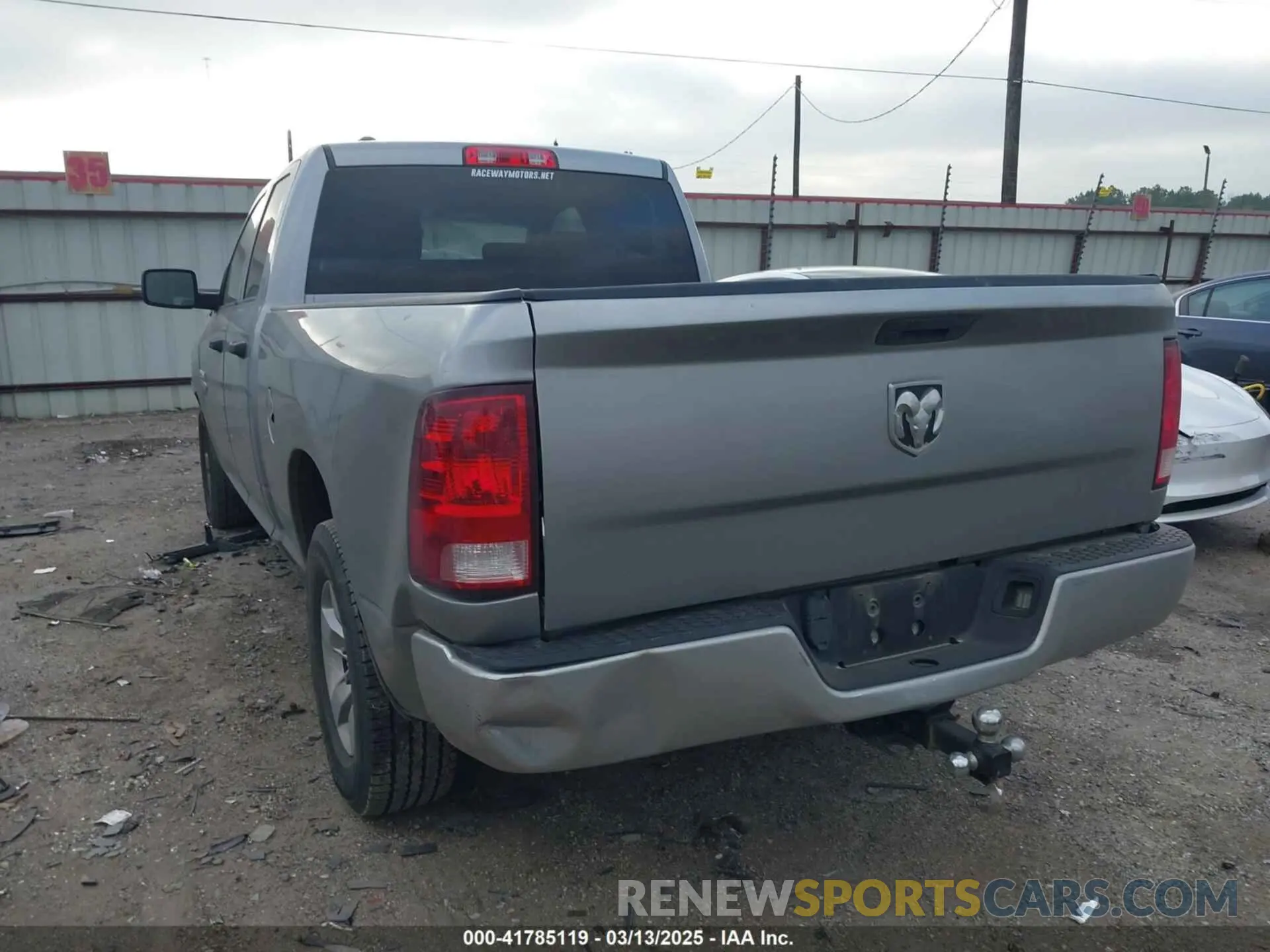 3 fotografías del automóvil dañado 1C6RR6FG1KS674435 RAM 1500 CLASSIC 2019