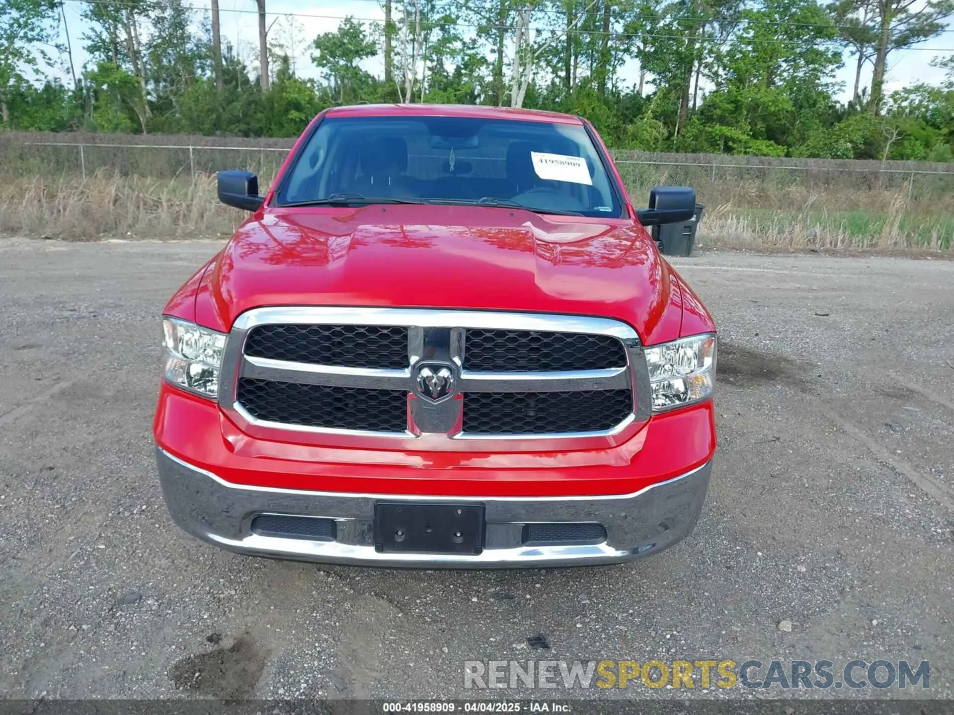 12 fotografías del automóvil dañado 1C6RR6FG2KS603678 RAM 1500 CLASSIC 2019