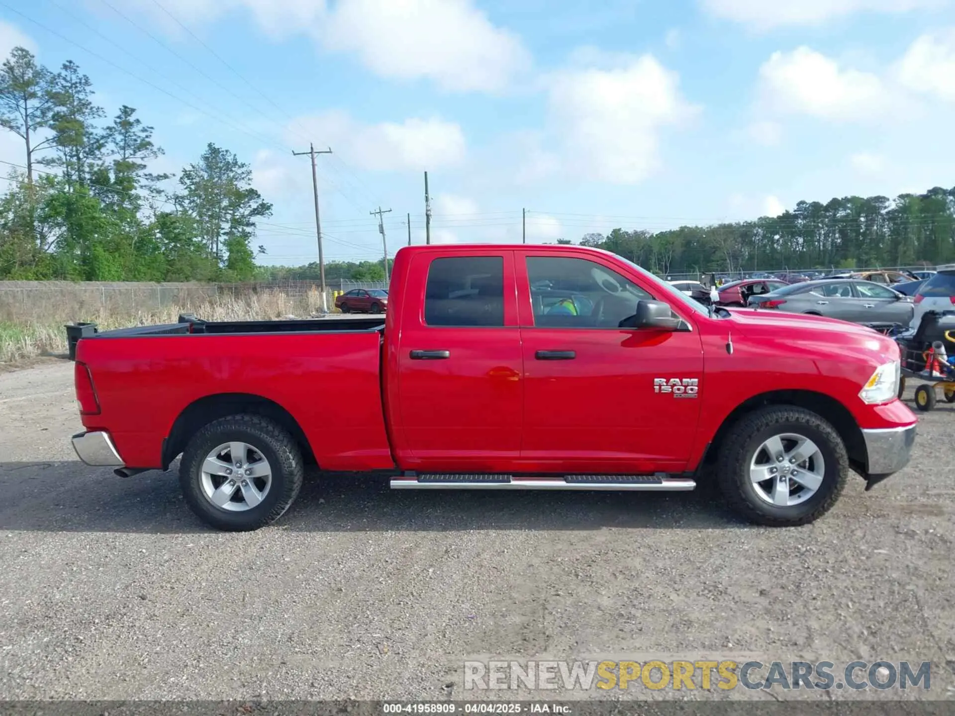13 fotografías del automóvil dañado 1C6RR6FG2KS603678 RAM 1500 CLASSIC 2019