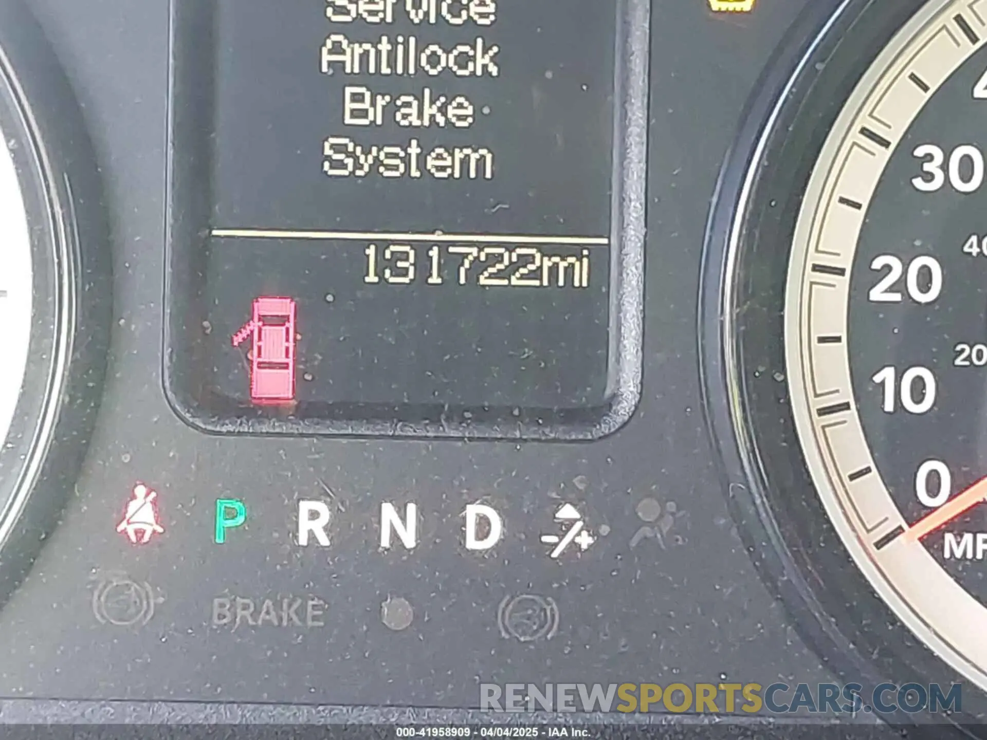 15 fotografías del automóvil dañado 1C6RR6FG2KS603678 RAM 1500 CLASSIC 2019