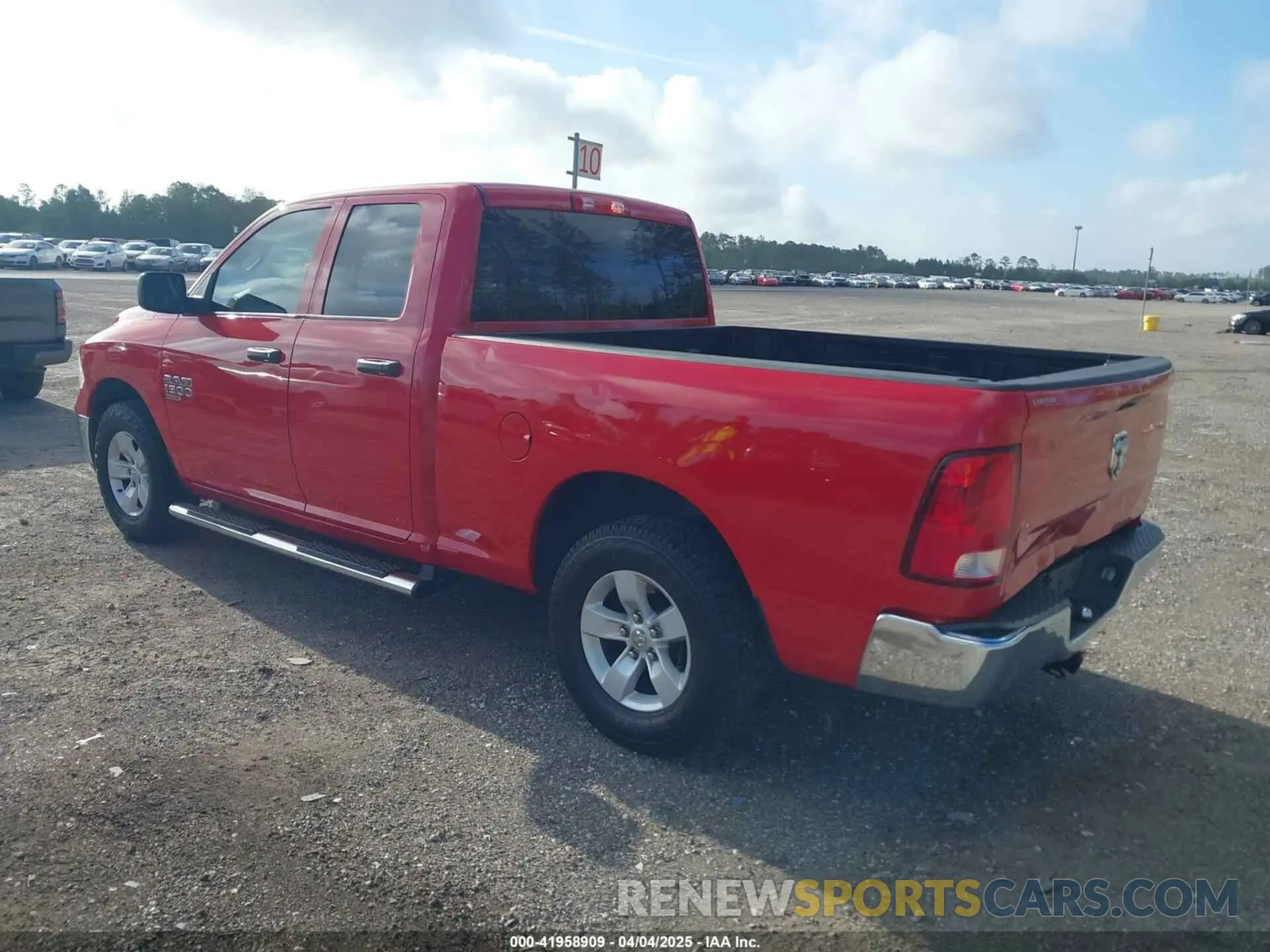 3 fotografías del automóvil dañado 1C6RR6FG2KS603678 RAM 1500 CLASSIC 2019