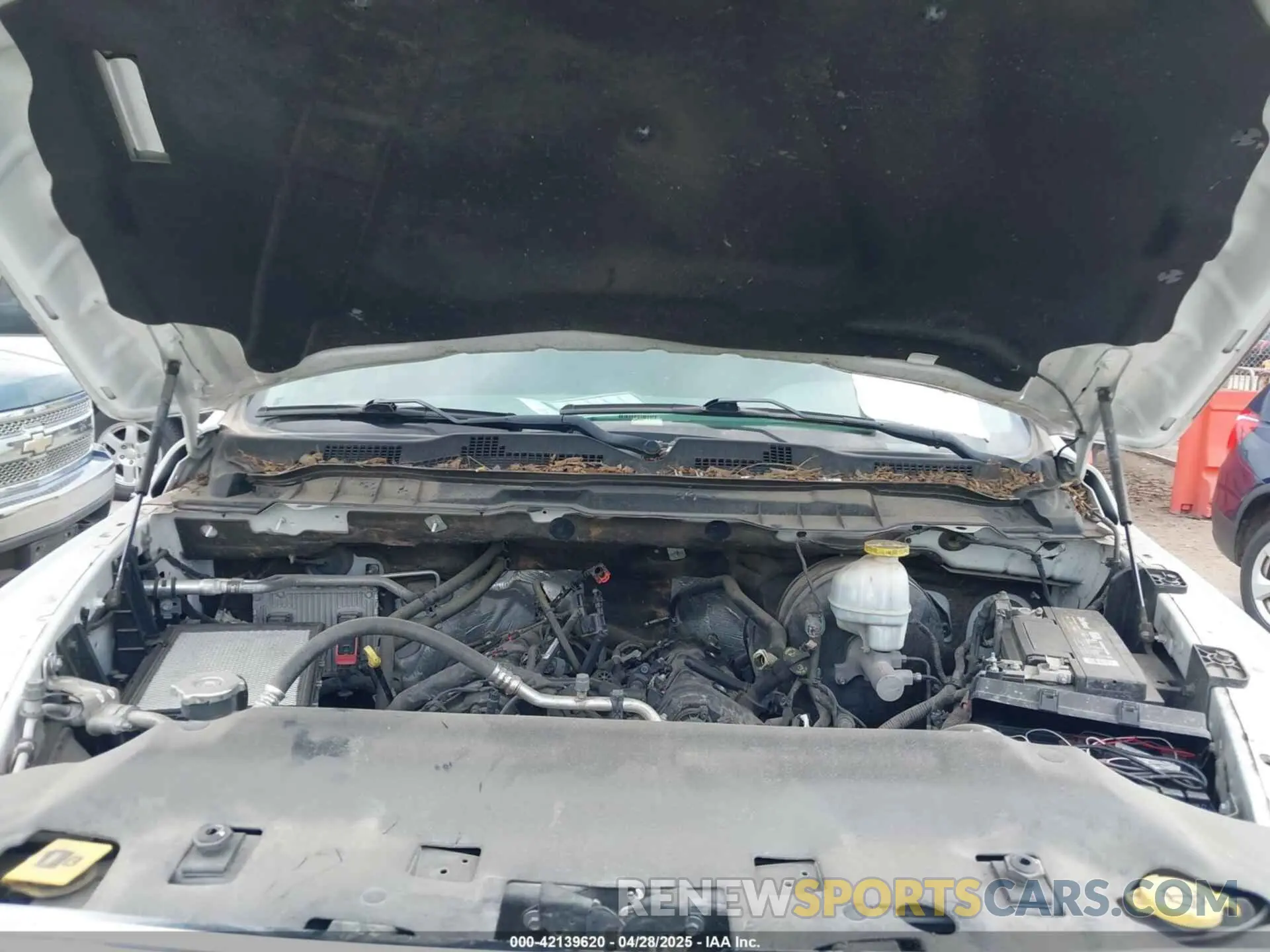 10 fotografías del automóvil dañado 1C6RR6FG2KS702064 RAM 1500 CLASSIC 2019