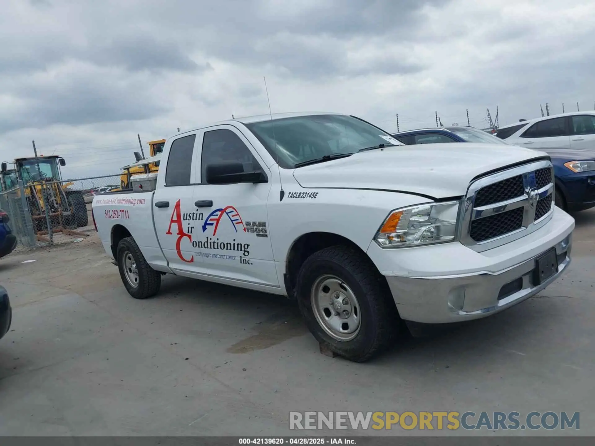 13 fotografías del automóvil dañado 1C6RR6FG2KS702064 RAM 1500 CLASSIC 2019