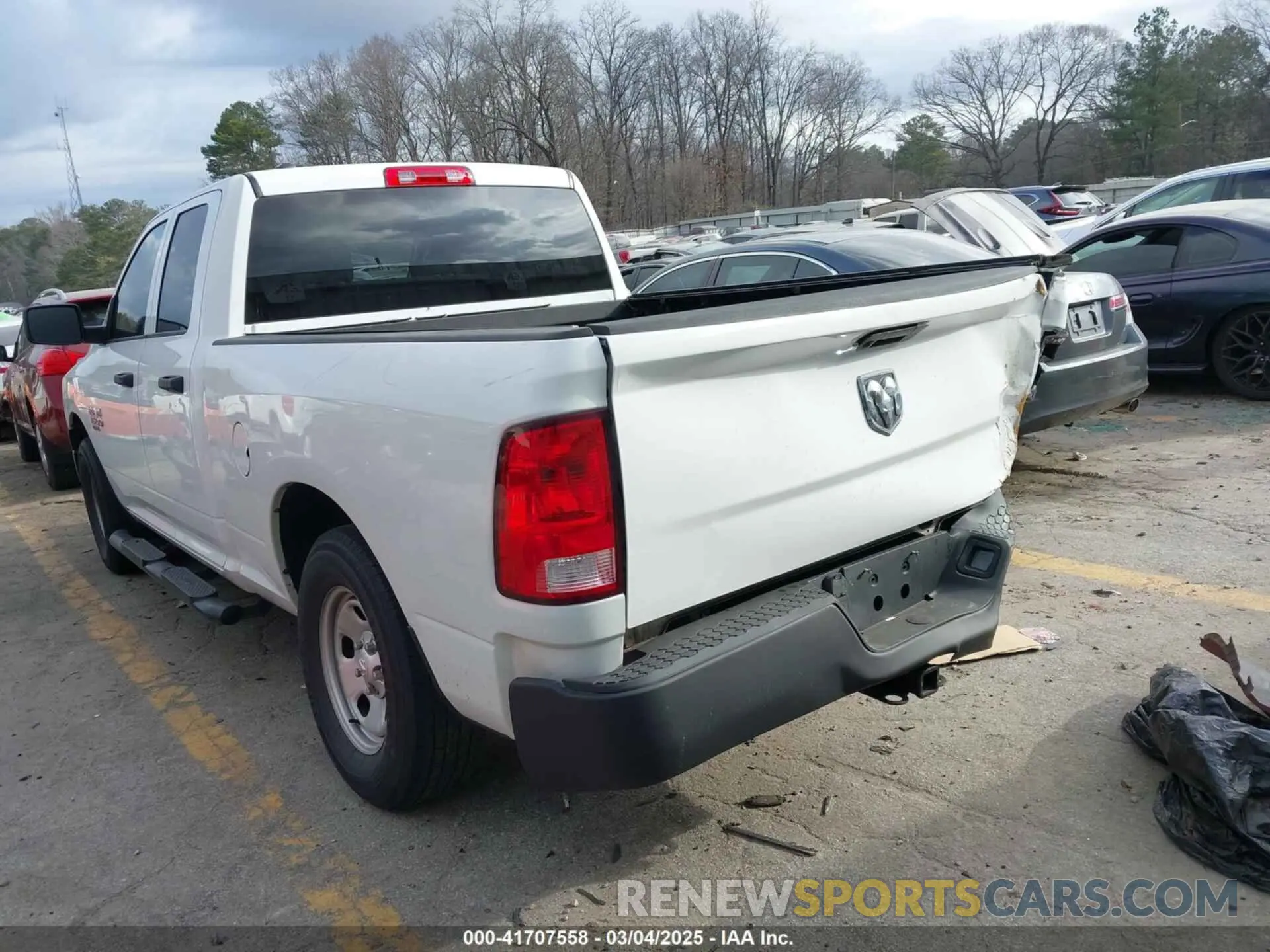 3 fotografías del automóvil dañado 1C6RR6FG4KS515764 RAM 1500 CLASSIC 2019