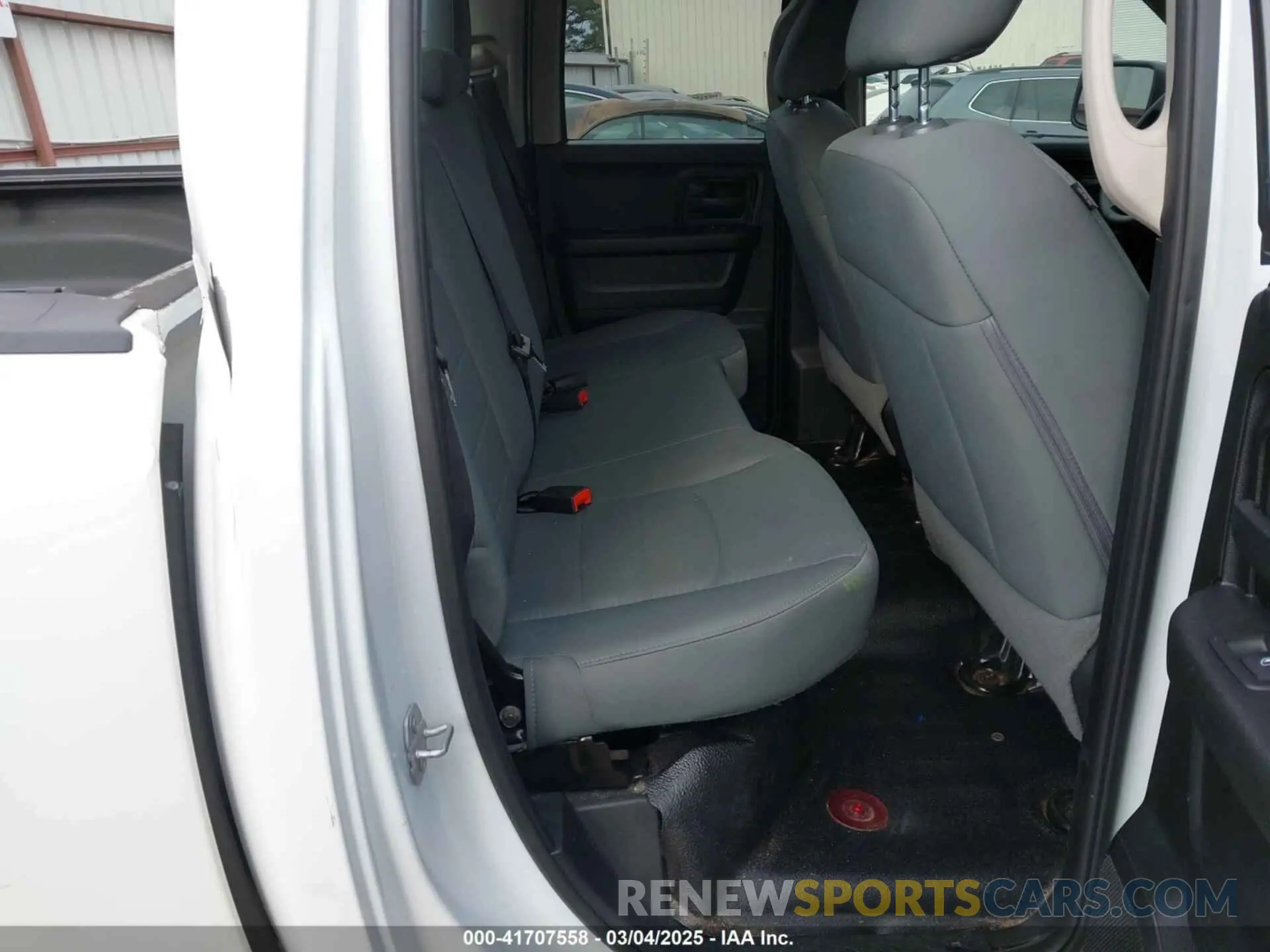 8 fotografías del automóvil dañado 1C6RR6FG4KS515764 RAM 1500 CLASSIC 2019