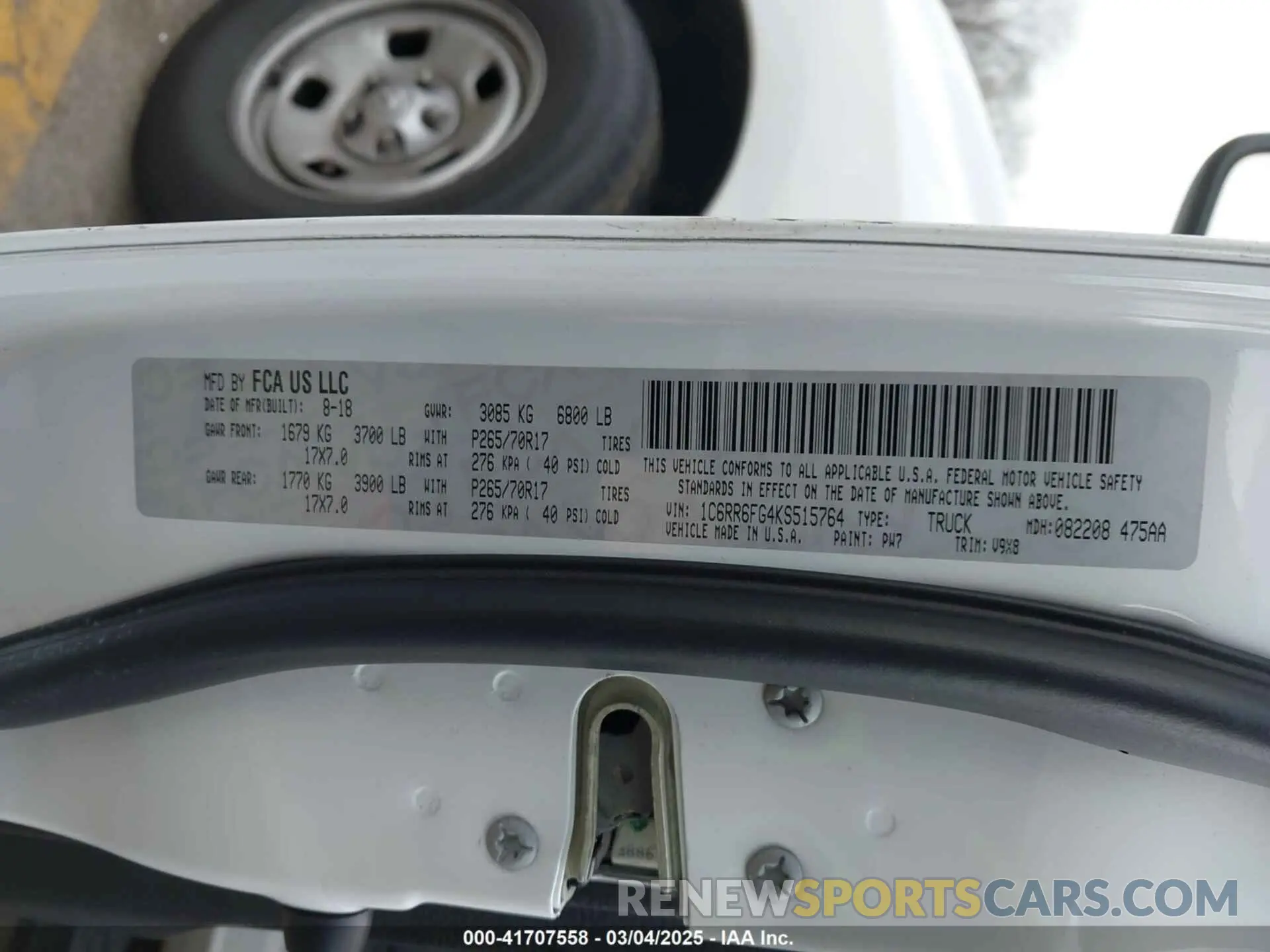 9 fotografías del automóvil dañado 1C6RR6FG4KS515764 RAM 1500 CLASSIC 2019