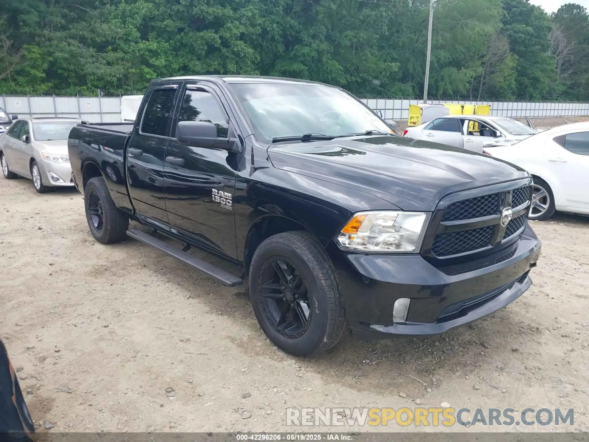 1 fotografías del automóvil dañado 1C6RR6FG5KS528684 RAM 1500 CLASSIC 2019
