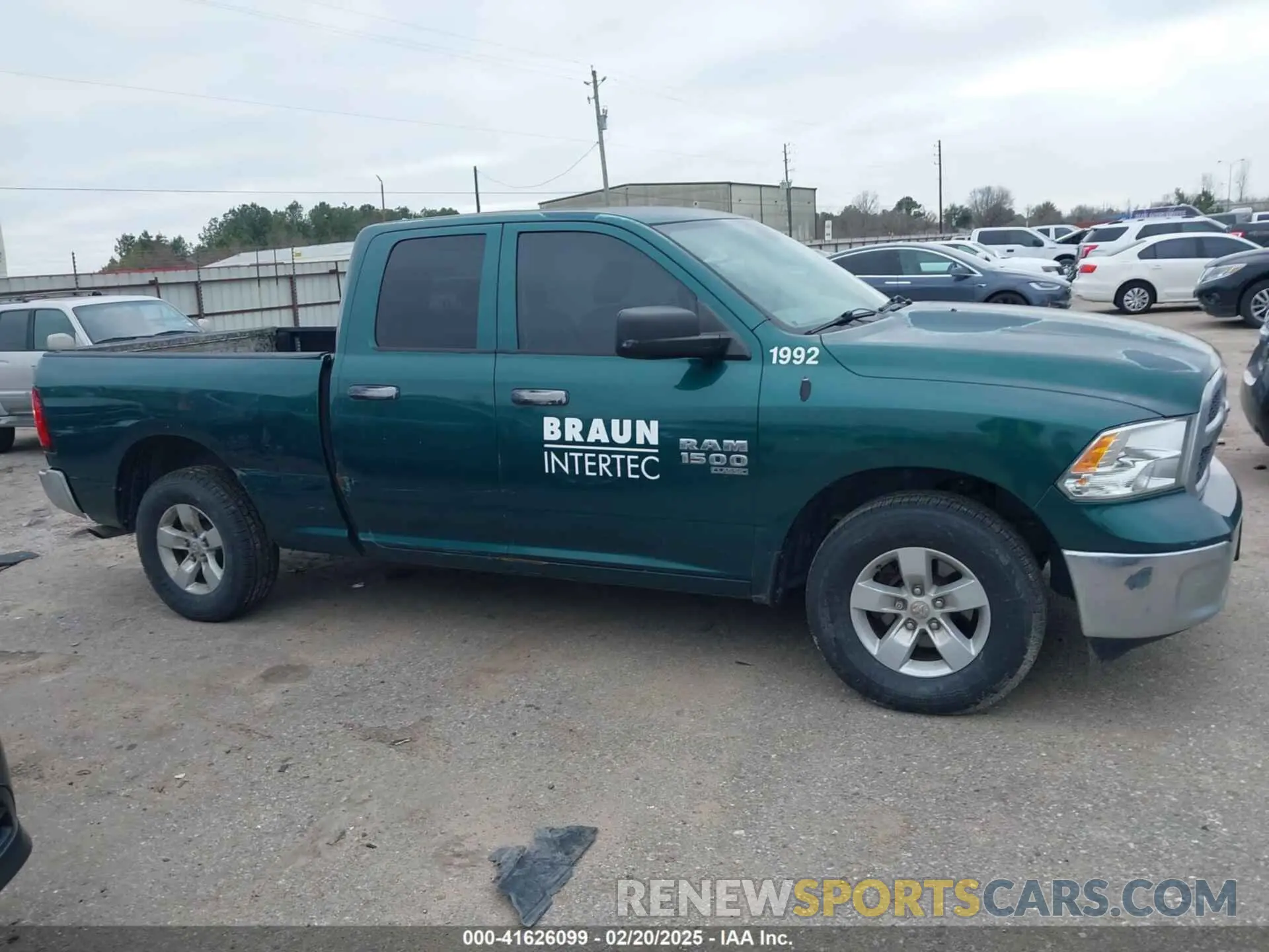13 fotografías del automóvil dañado 1C6RR6FG5KS604551 RAM 1500 CLASSIC 2019