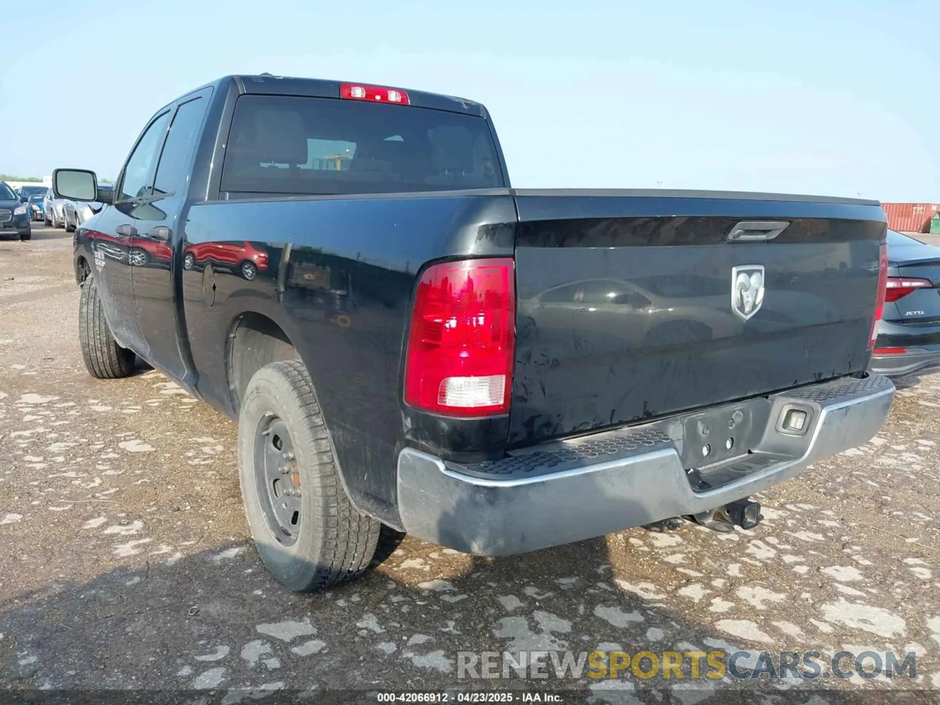 3 fotografías del automóvil dañado 1C6RR6FG7KS613350 RAM 1500 CLASSIC 2019