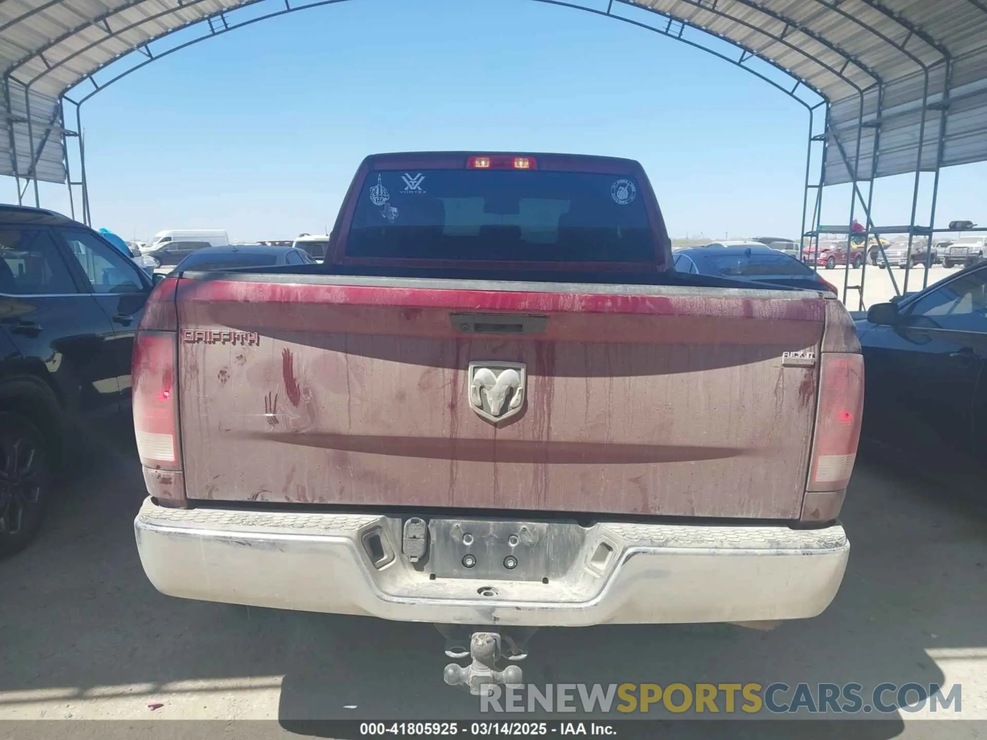 16 fotografías del automóvil dañado 1C6RR6FG7KS704795 RAM 1500 CLASSIC 2019