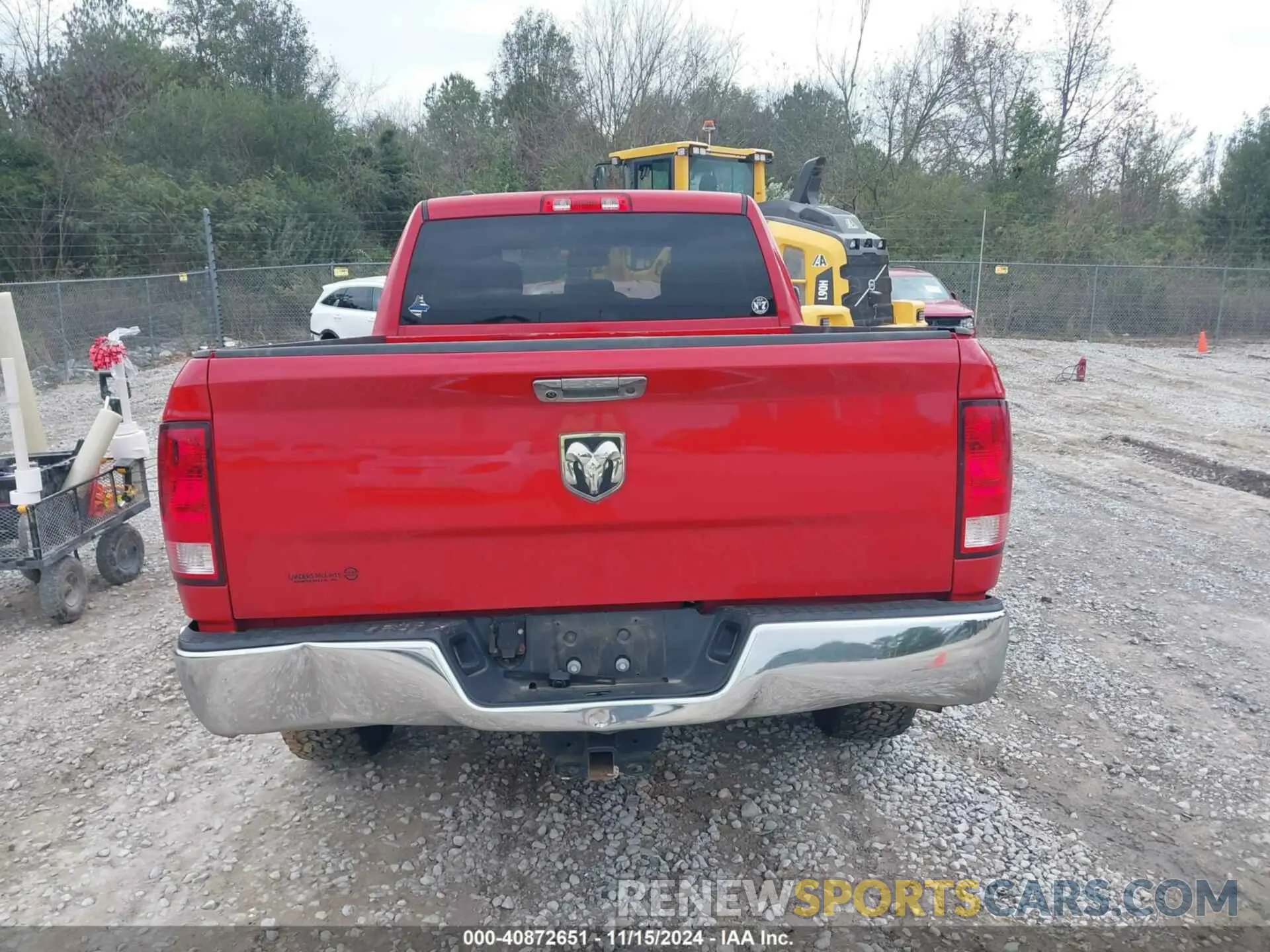 16 fotografías del automóvil dañado 1C6RR6FG8KS604723 RAM 1500 CLASSIC 2019