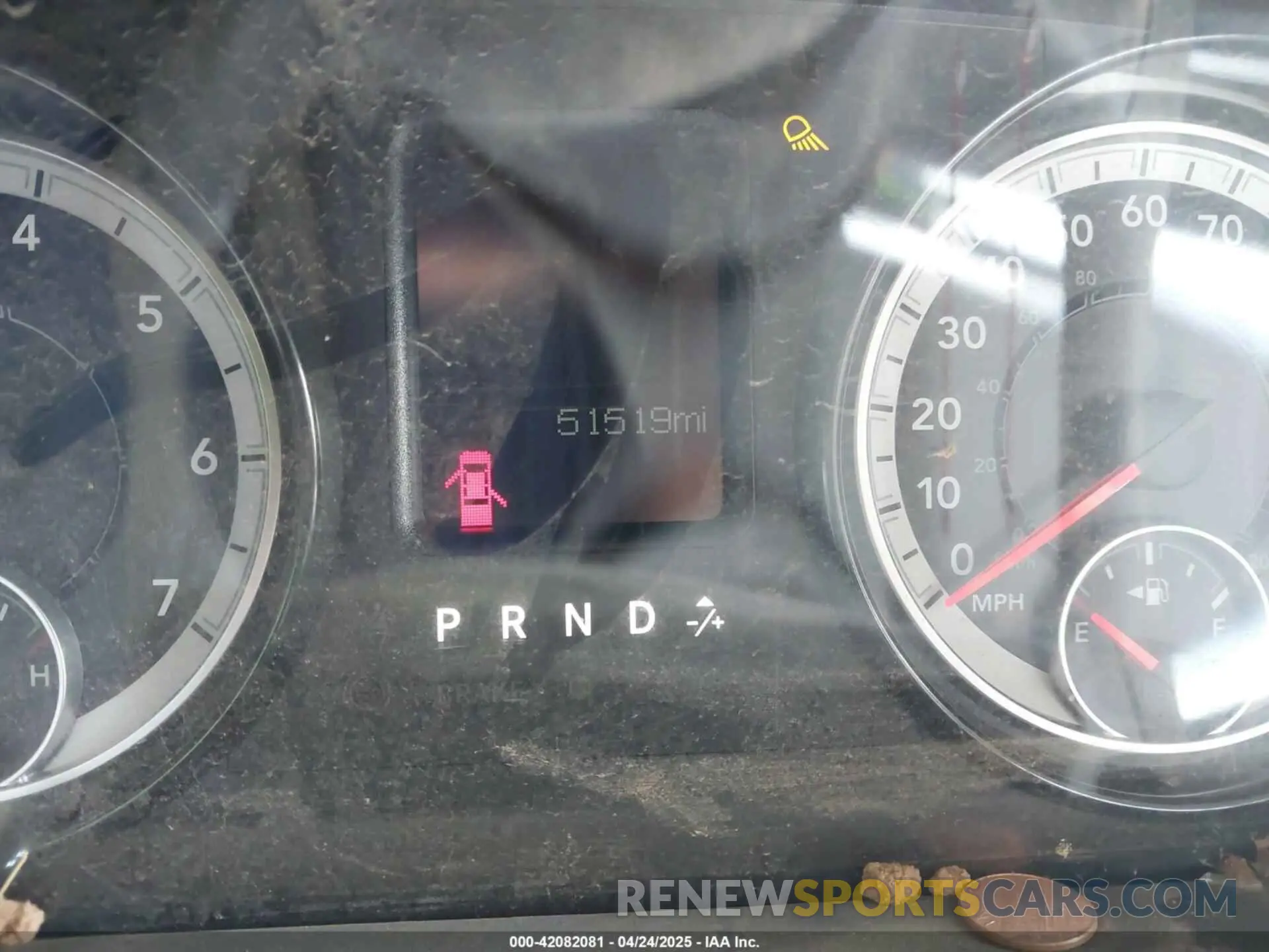 7 fotografías del automóvil dañado 1C6RR6FT0KS723363 RAM 1500 CLASSIC 2019