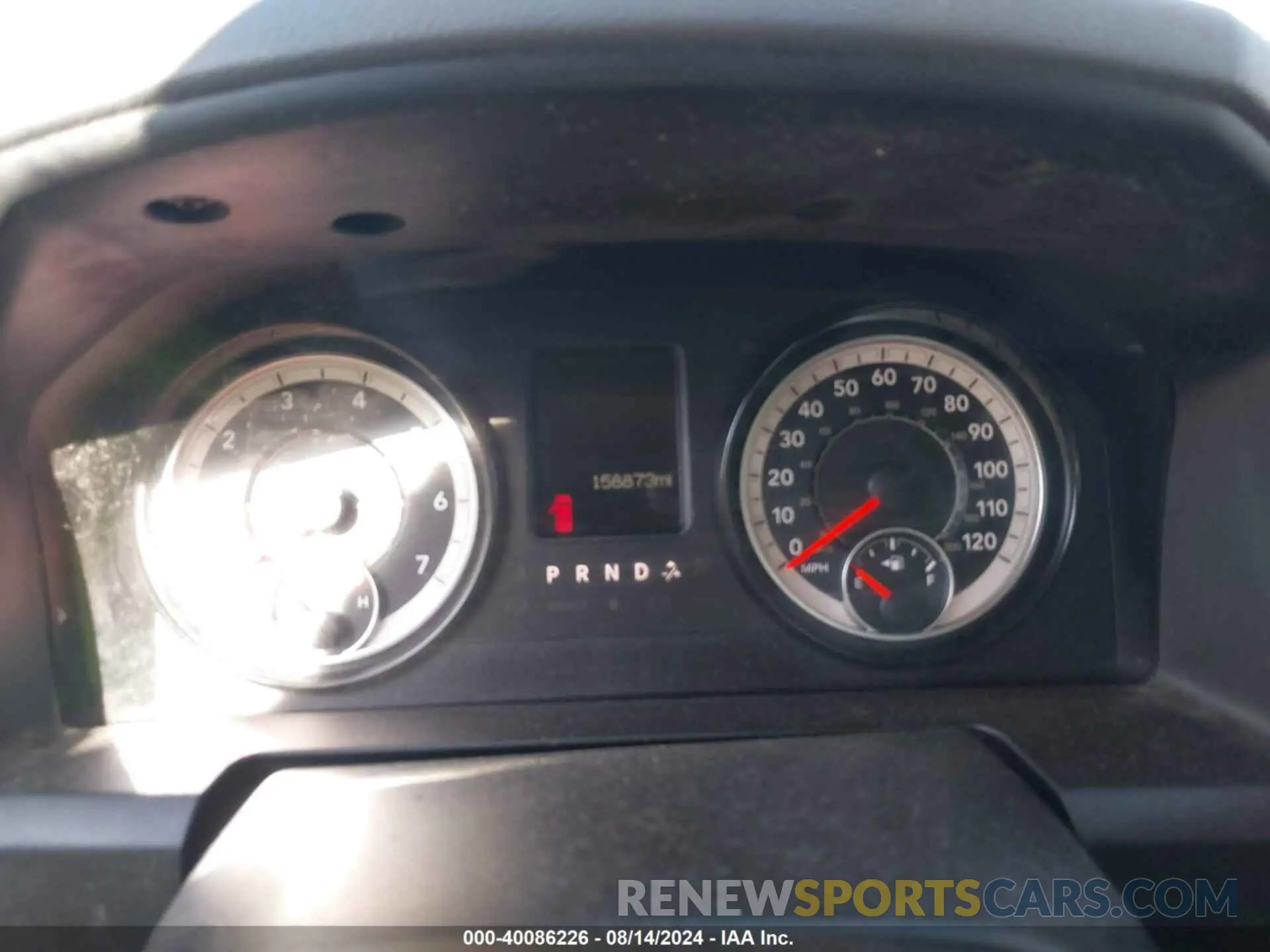 7 fotografías del automóvil dañado 1C6RR6FT2KS710467 RAM 1500 CLASSIC 2019