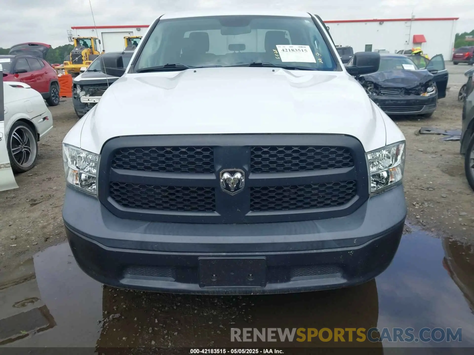 12 fotografías del automóvil dañado 1C6RR6FT5KS622433 RAM 1500 CLASSIC 2019