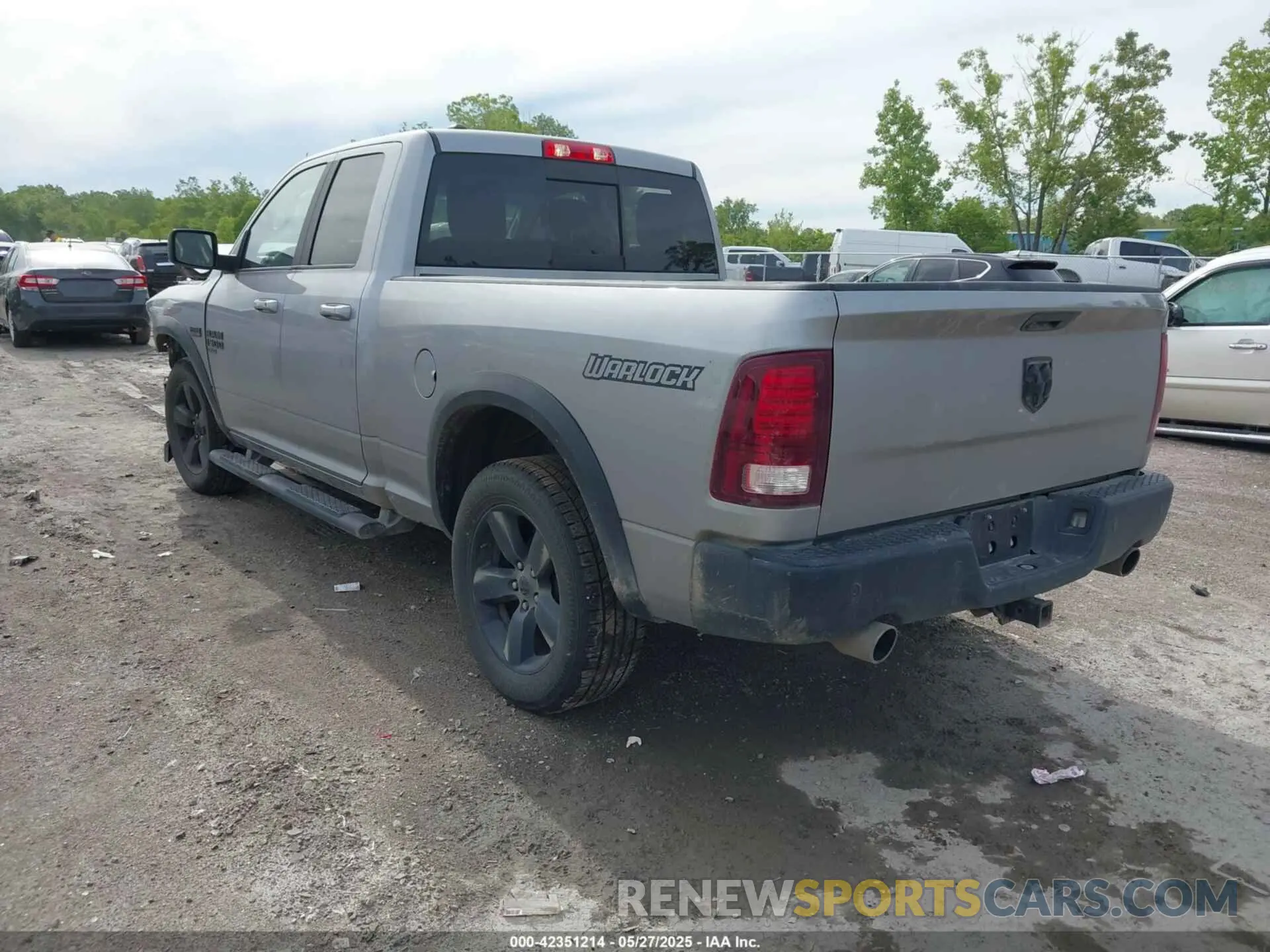 3 fotografías del automóvil dañado 1C6RR6GT6KS722779 RAM 1500 CLASSIC 2019
