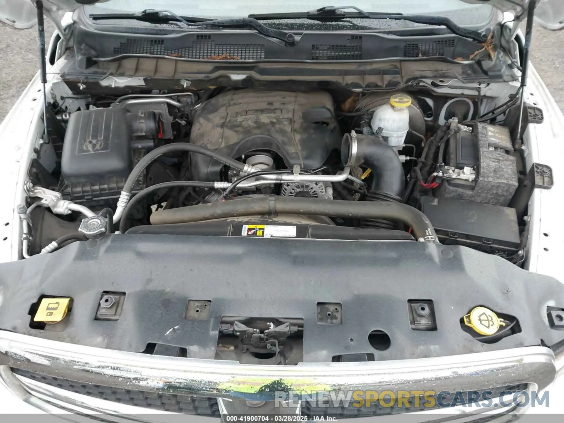 10 fotografías del automóvil dañado 1C6RR6GT7KS621234 RAM 1500 CLASSIC 2019