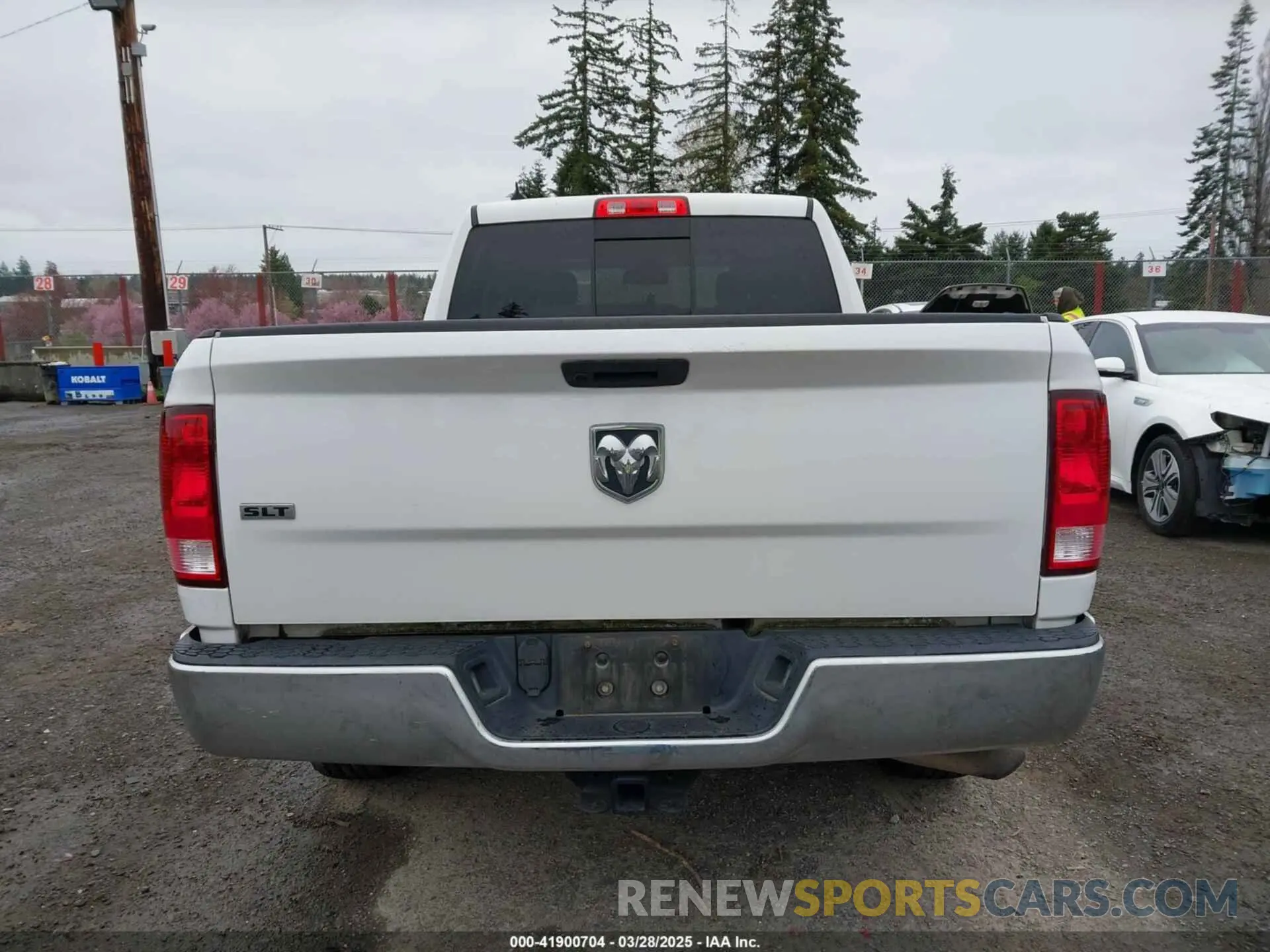 16 fotografías del automóvil dañado 1C6RR6GT7KS621234 RAM 1500 CLASSIC 2019
