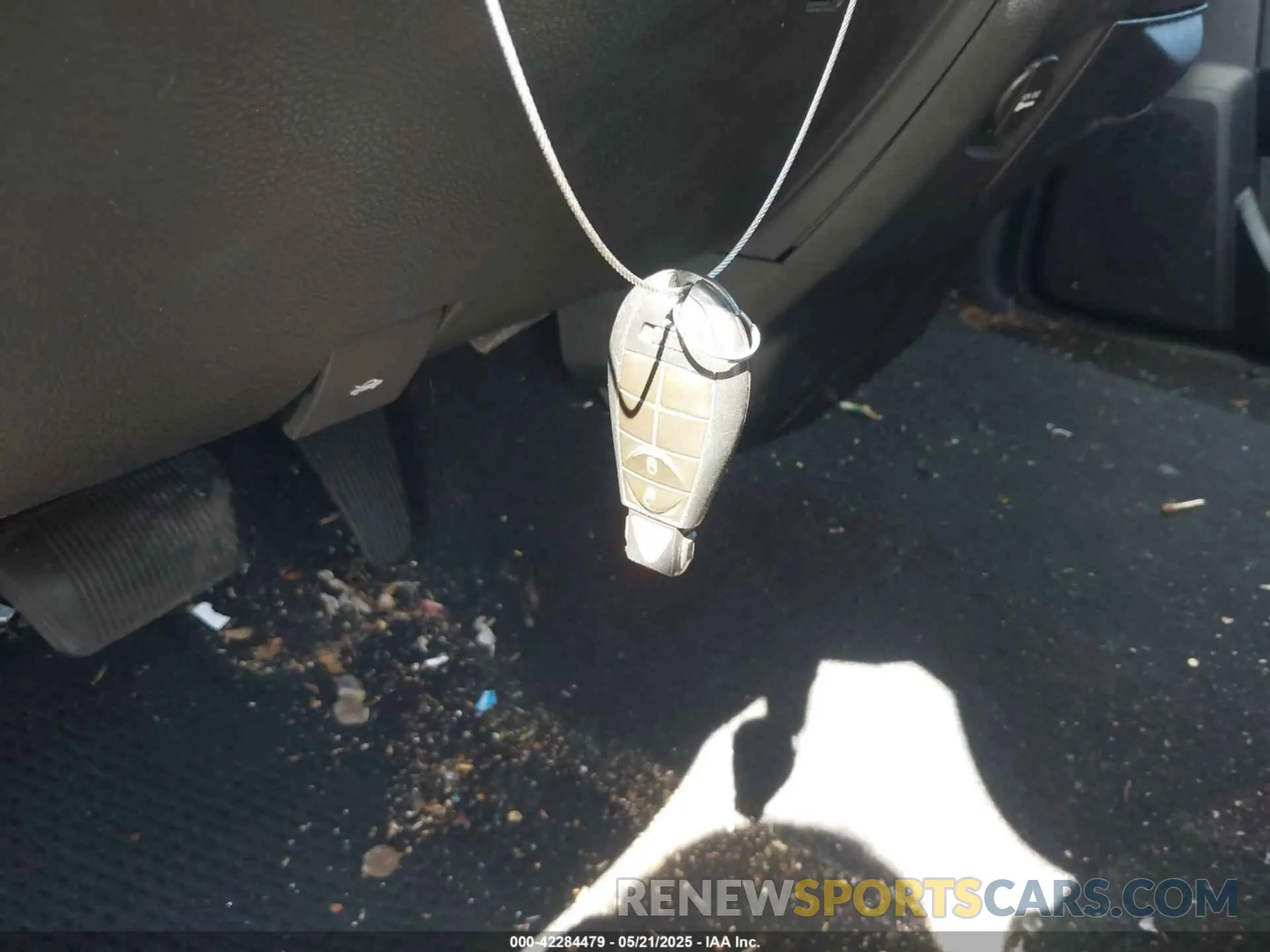 11 fotografías del automóvil dañado 1C6RR6GTXKS732022 RAM 1500 CLASSIC 2019