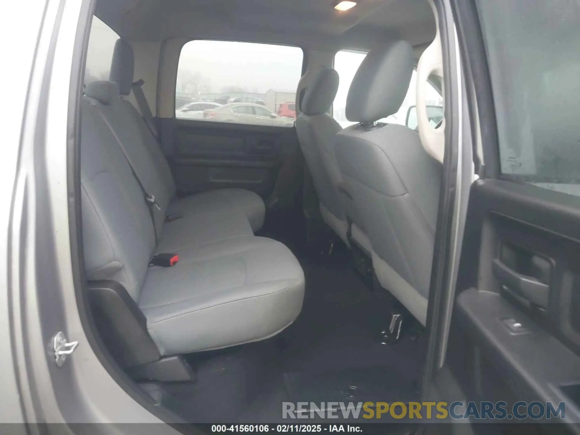 8 fotografías del automóvil dañado 1C6RR6KG3KS726864 RAM 1500 CLASSIC 2019