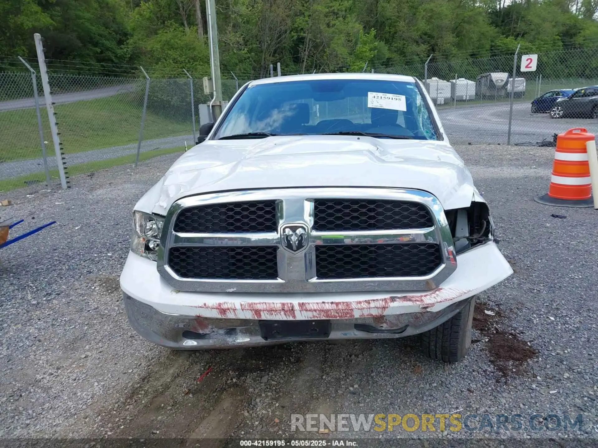 6 fotografías del automóvil dañado 1C6RR6KT5KS552244 RAM 1500 CLASSIC 2019
