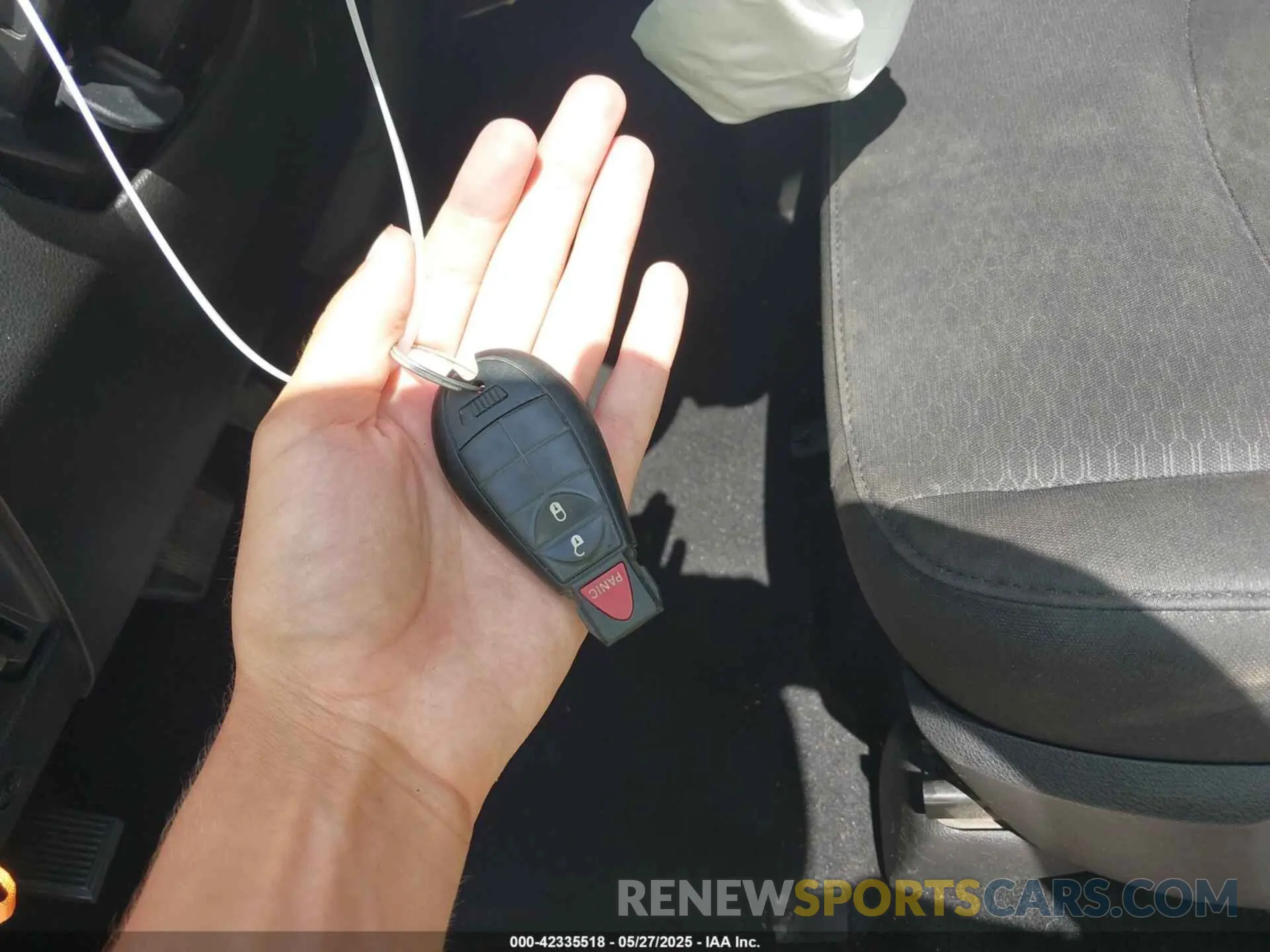 11 fotografías del automóvil dañado 1C6RR6LT0KS697853 RAM 1500 CLASSIC 2019