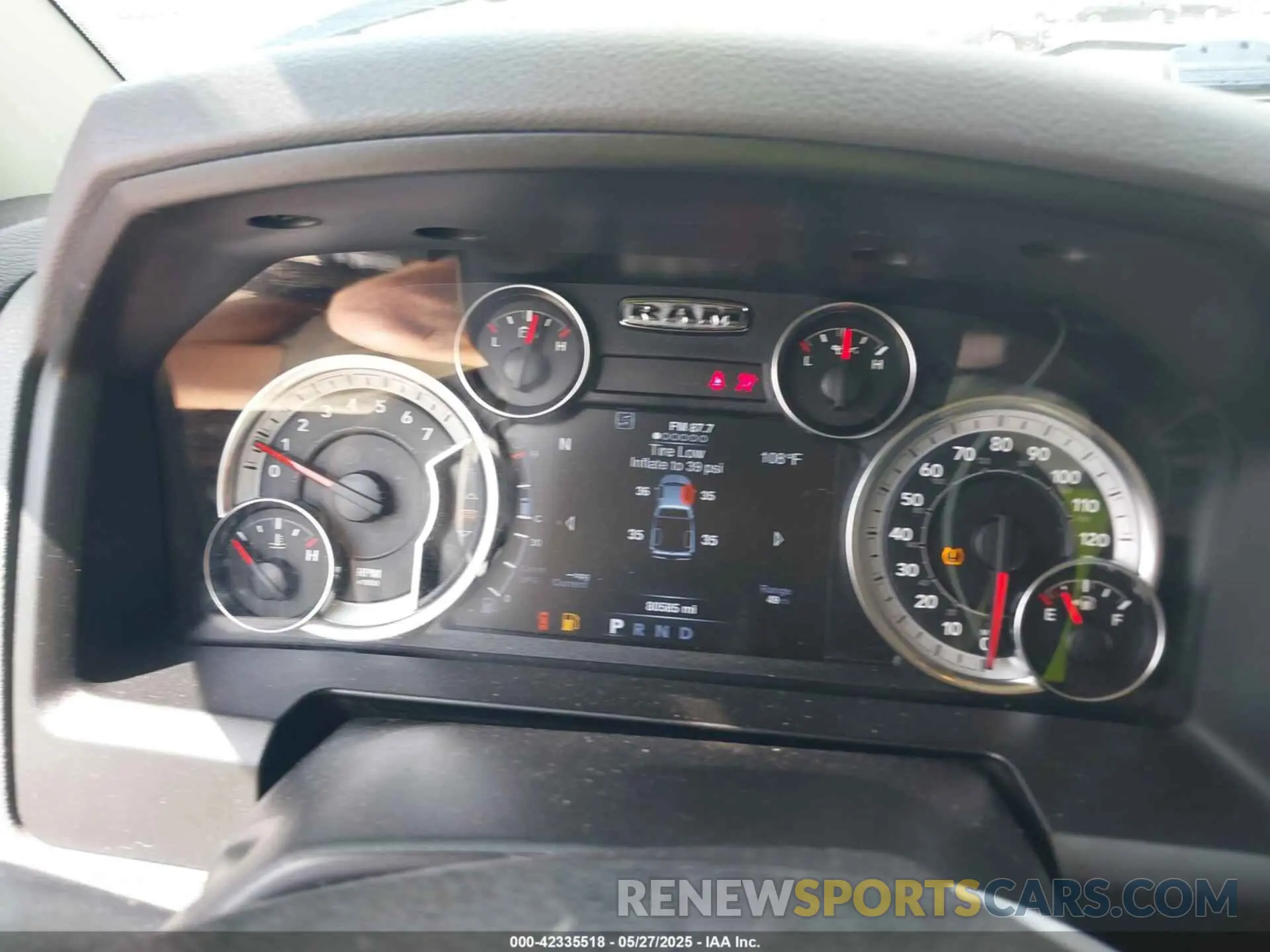 7 fotografías del automóvil dañado 1C6RR6LT0KS697853 RAM 1500 CLASSIC 2019