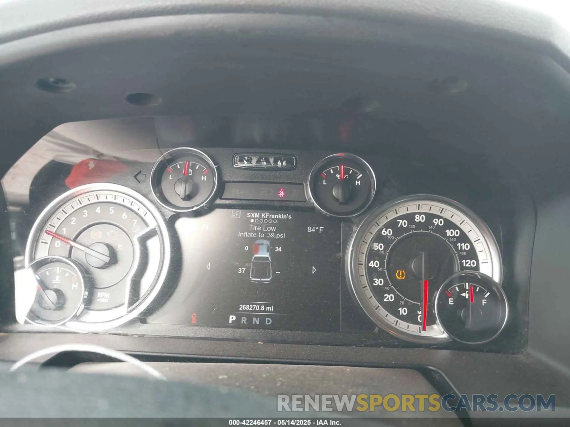 7 fotografías del automóvil dañado 1C6RR6LT9KS539625 RAM 1500 CLASSIC 2019