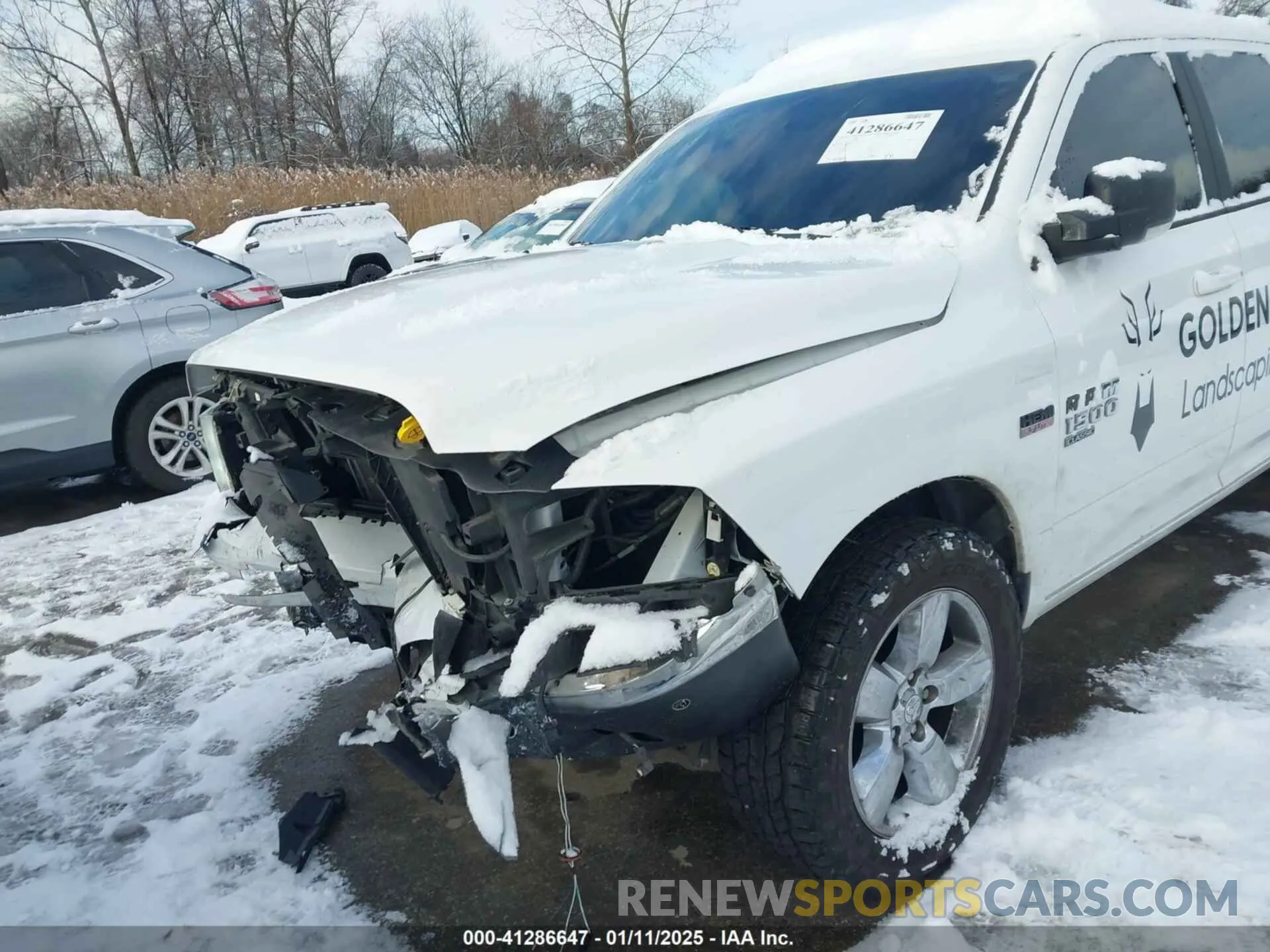 17 fotografías del automóvil dañado 1C6RR6LT9KS563682 RAM 1500 CLASSIC 2019
