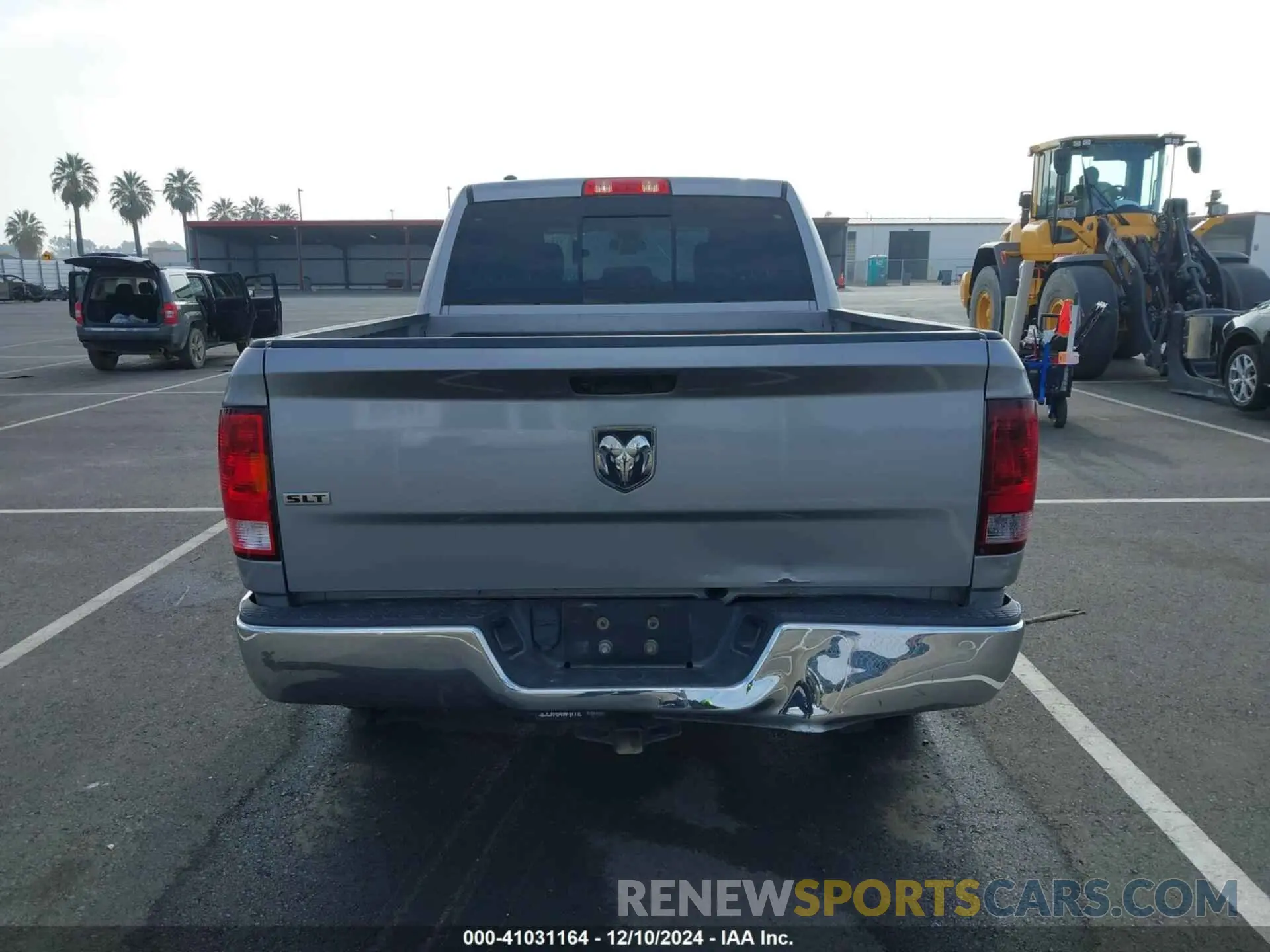 16 fotografías del automóvil dañado 1C6RR6TT1KS633367 RAM 1500 CLASSIC 2019