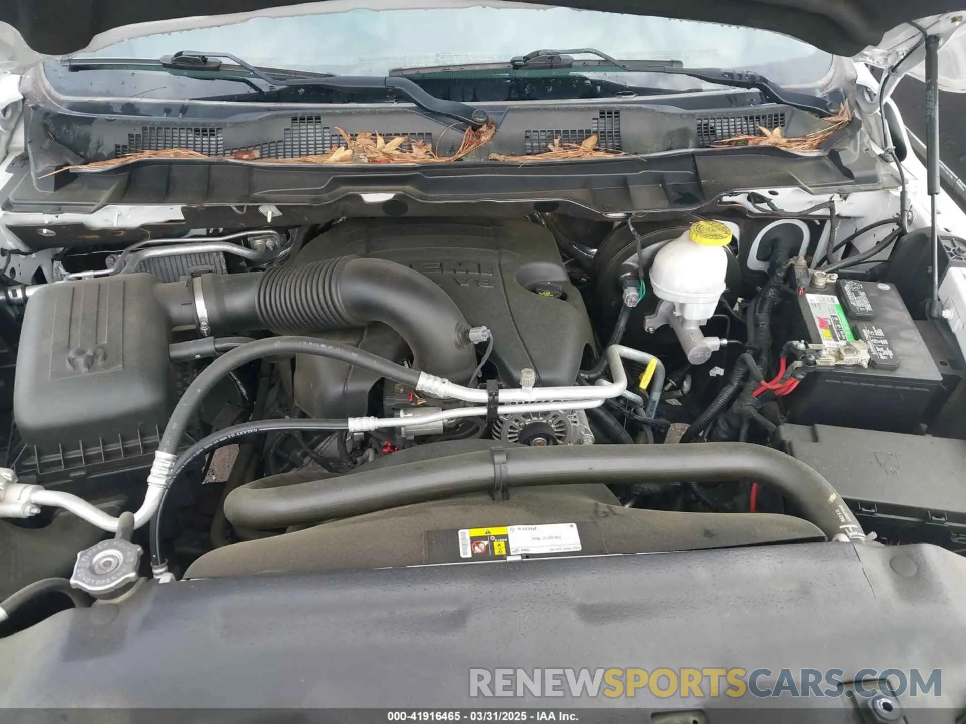 10 fotografías del automóvil dañado 1C6RR6TT2KS608638 RAM 1500 CLASSIC 2019
