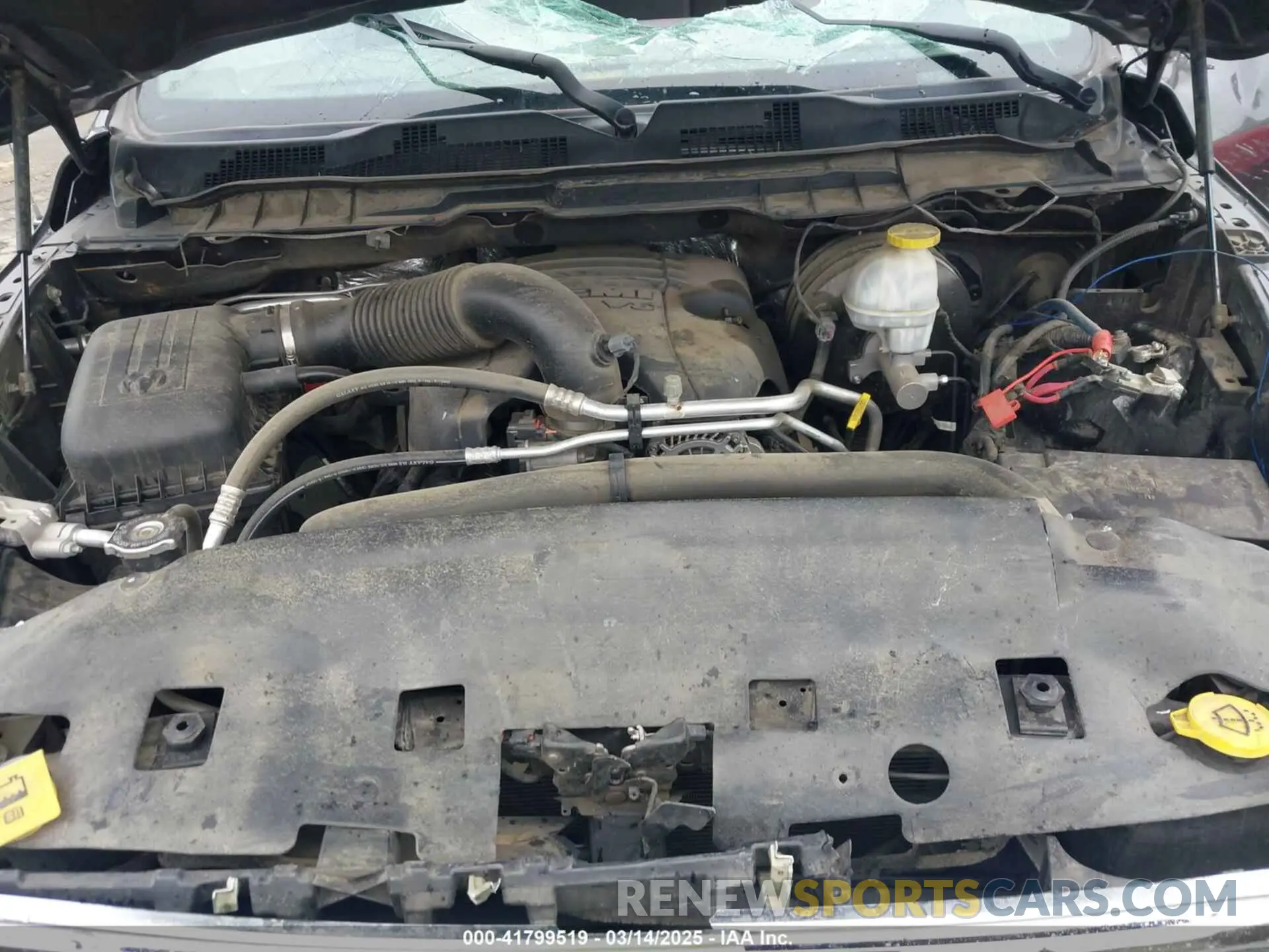 10 fotografías del automóvil dañado 1C6RR6TT5KS512552 RAM 1500 CLASSIC 2019