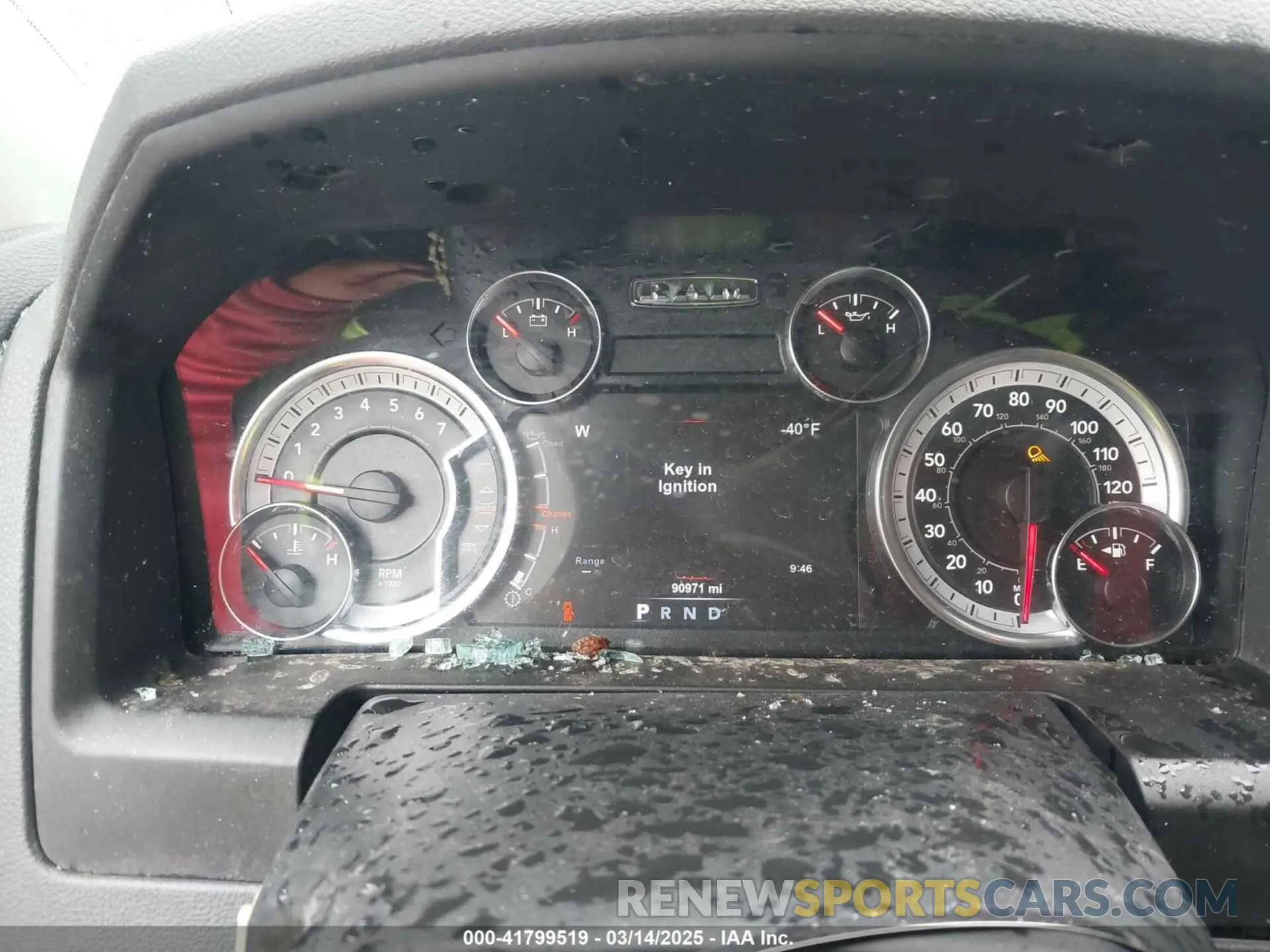 7 fotografías del automóvil dañado 1C6RR6TT5KS512552 RAM 1500 CLASSIC 2019