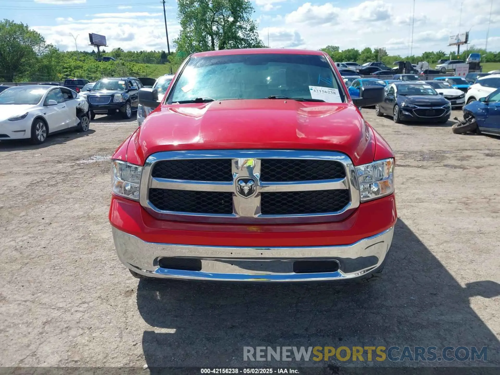12 fotografías del automóvil dañado 1C6RR6TT6KS561727 RAM 1500 CLASSIC 2019