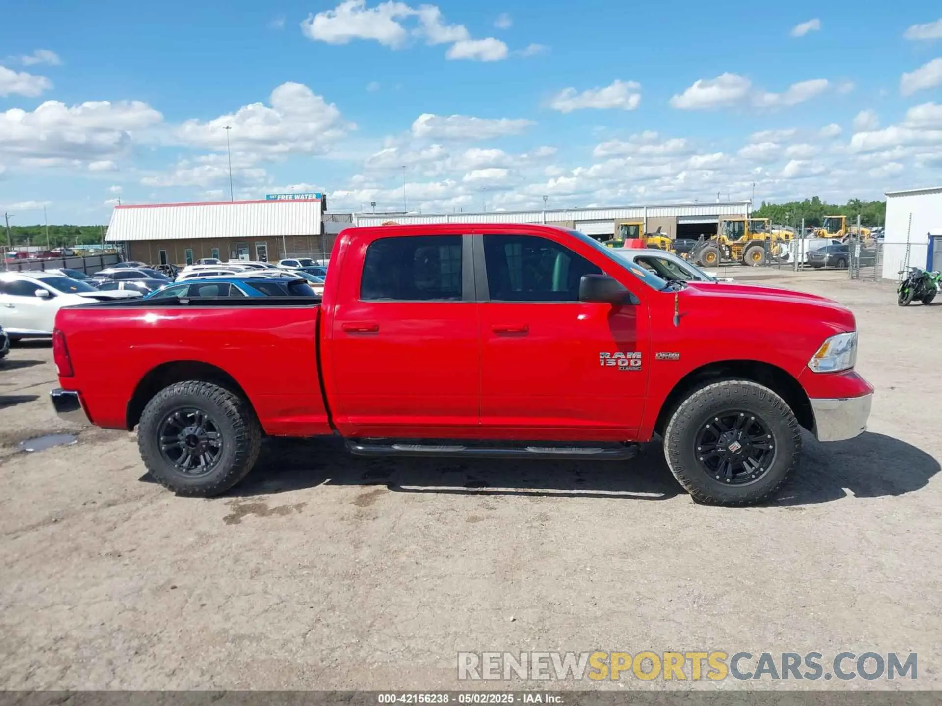 13 fotografías del automóvil dañado 1C6RR6TT6KS561727 RAM 1500 CLASSIC 2019
