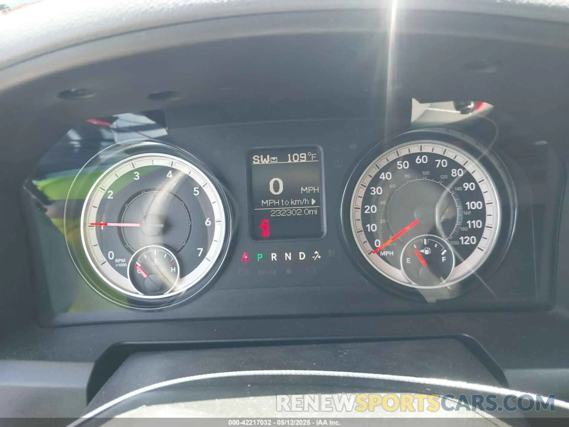 7 fotografías del automóvil dañado 1C6RR6TT6KS693564 RAM 1500 CLASSIC 2019